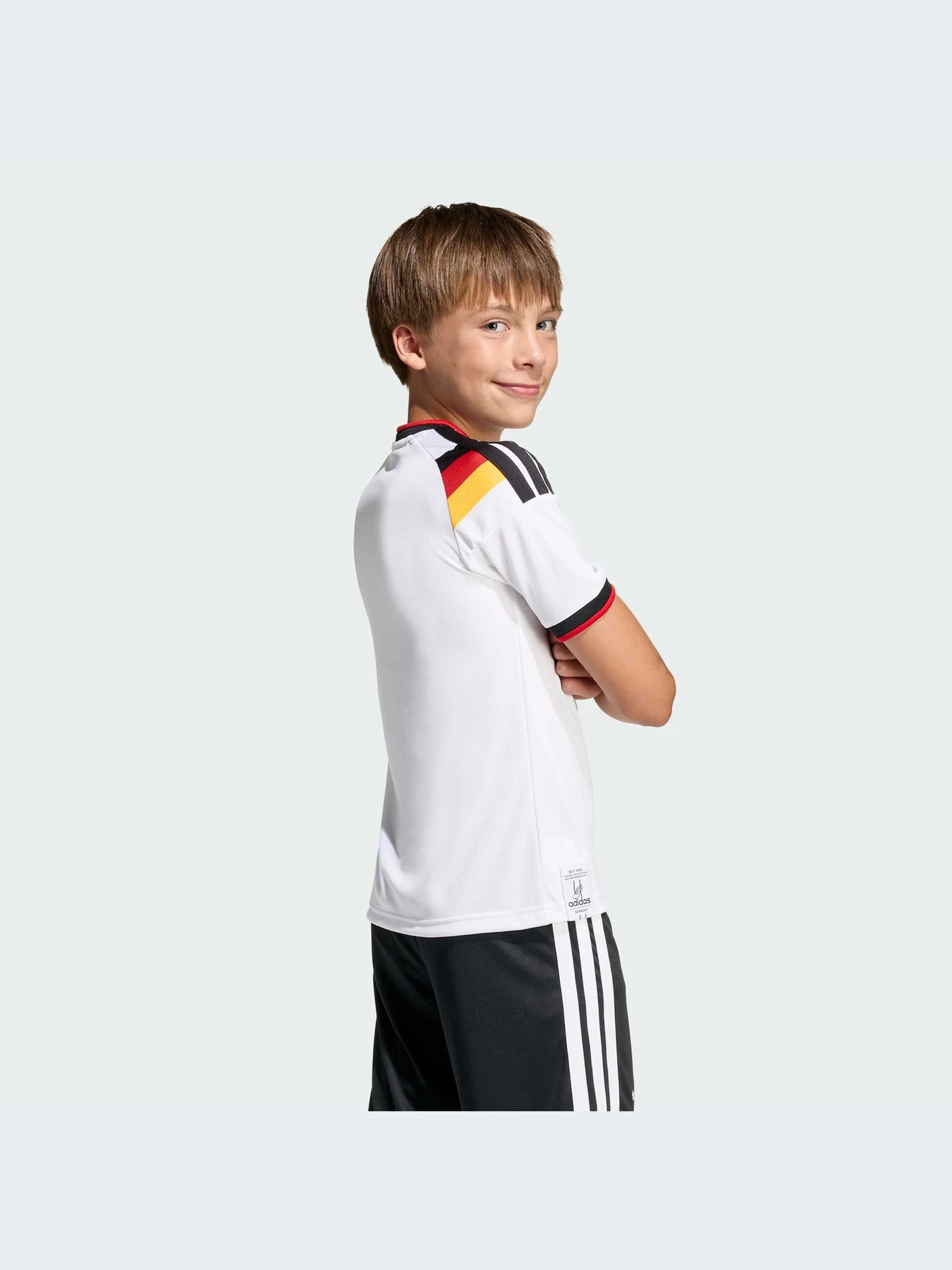 Футболки и поло Adidas модель JZ4560-KZ Футболки и поло Adidas модель JZ4560-KZ Фото