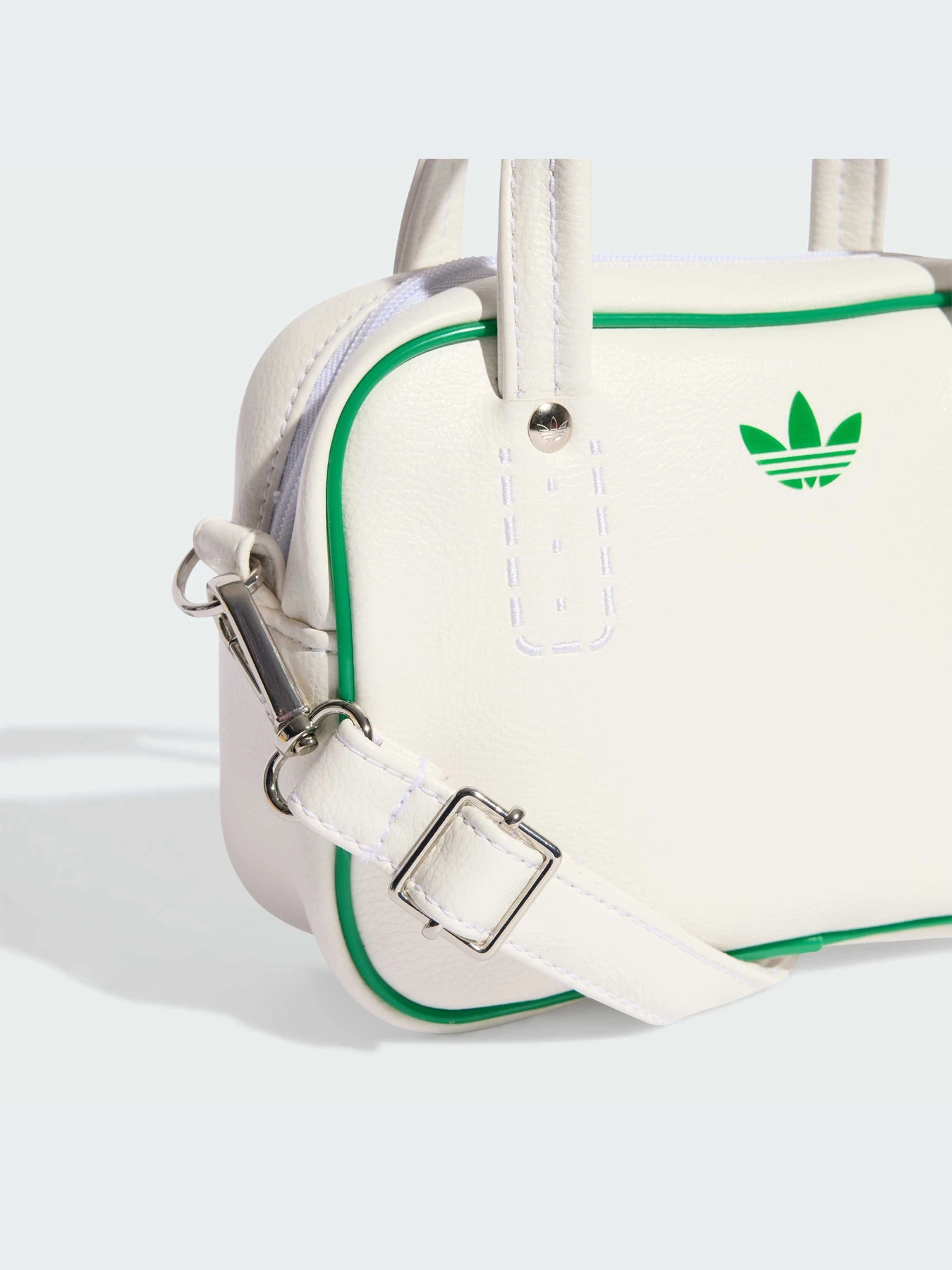 Сумки Adidas Adicolor модель JX7873-KZ Сумки Adidas Adicolor модель JX7873-KZ Фото