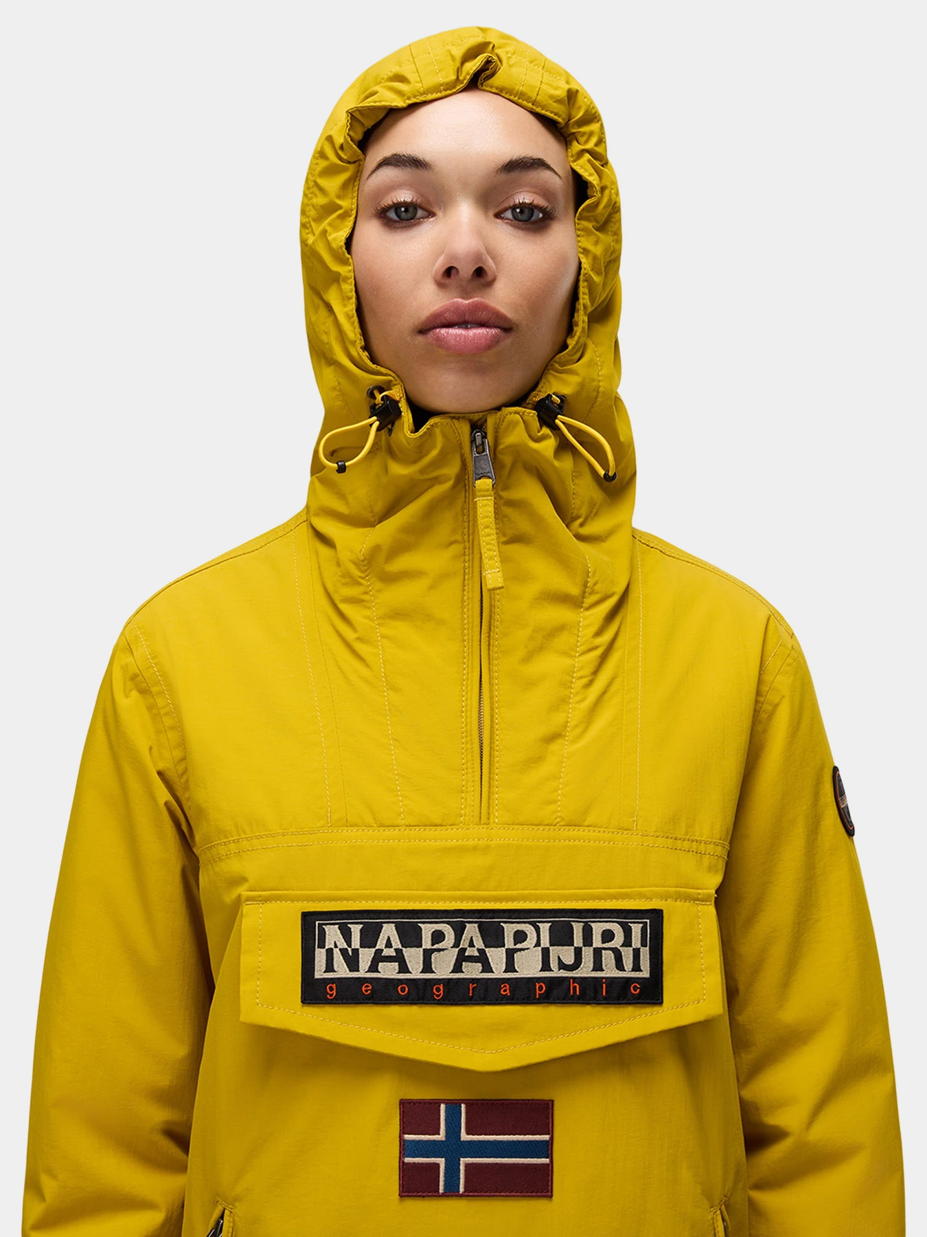 Куртки и дубленки Napapijri модель NP0A4GM6_Y1O Куртки и дубленки Napapijri модель NP0A4GM6_Y1O Фото