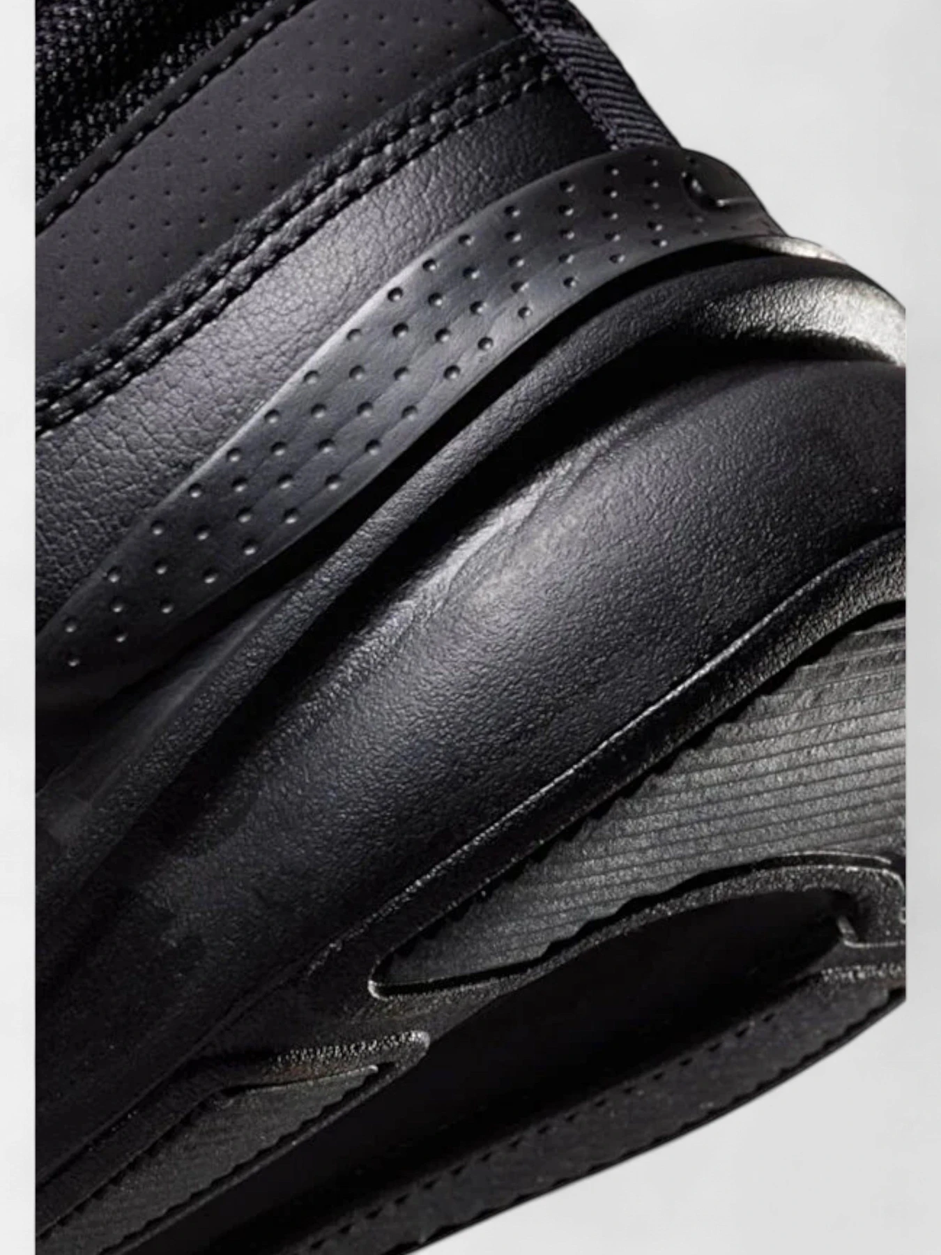 Кроссовки NIKE NIKE DEFYALLDAY модель DJ1196-001 Кроссовки NIKE NIKE DEFYALLDAY модель DJ1196-001 Фото