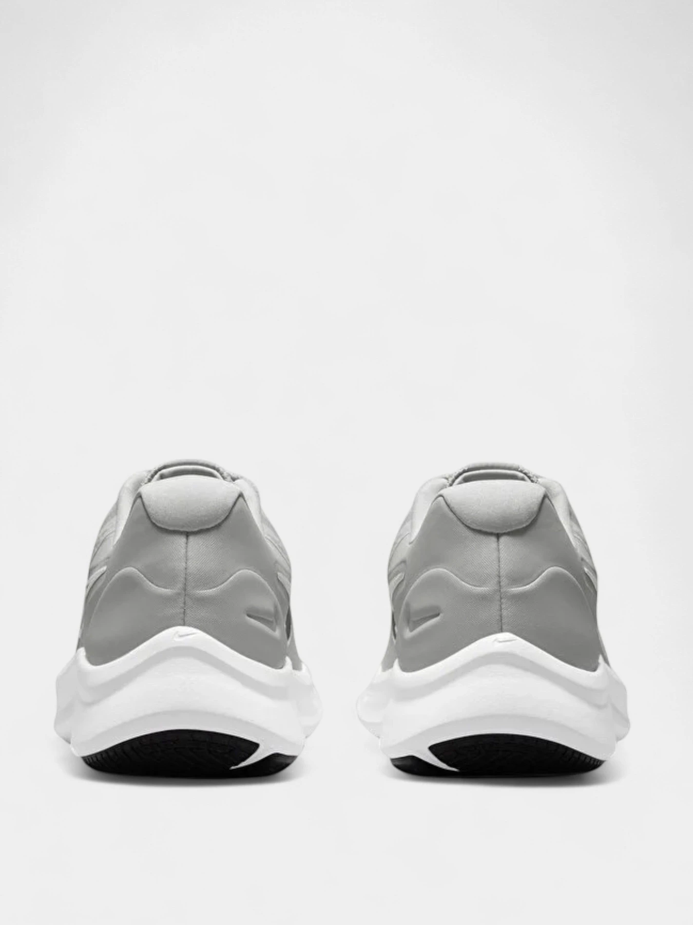 Кроссовки NIKE NIKE STAR RUNNER 3 (GS) модель DA2776-005 Кроссовки NIKE NIKE STAR RUNNER 3 (GS) модель DA2776-005 Фото