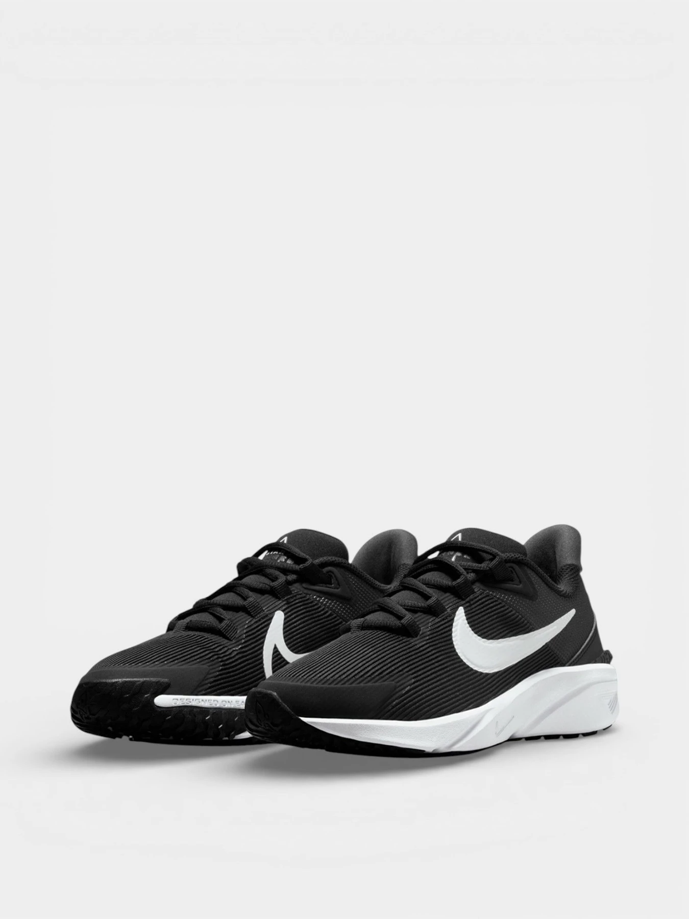Кроссовки NIKE NIKE STAR RUNNER 4 NN (GS) модель 101792830 Кроссовки NIKE NIKE STAR RUNNER 4 NN (GS) модель 101792830 Фото