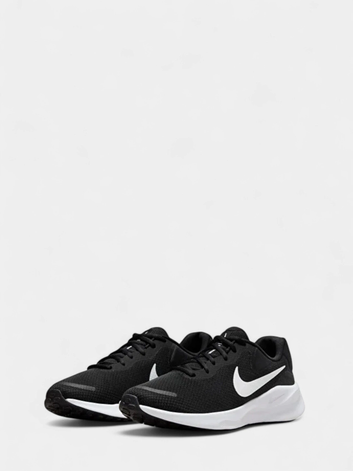 Кроссовки NIKE NIKE REVOLUTION 7 модель FB2207-001 Кроссовки NIKE NIKE REVOLUTION 7 модель FB2207-001 Фото