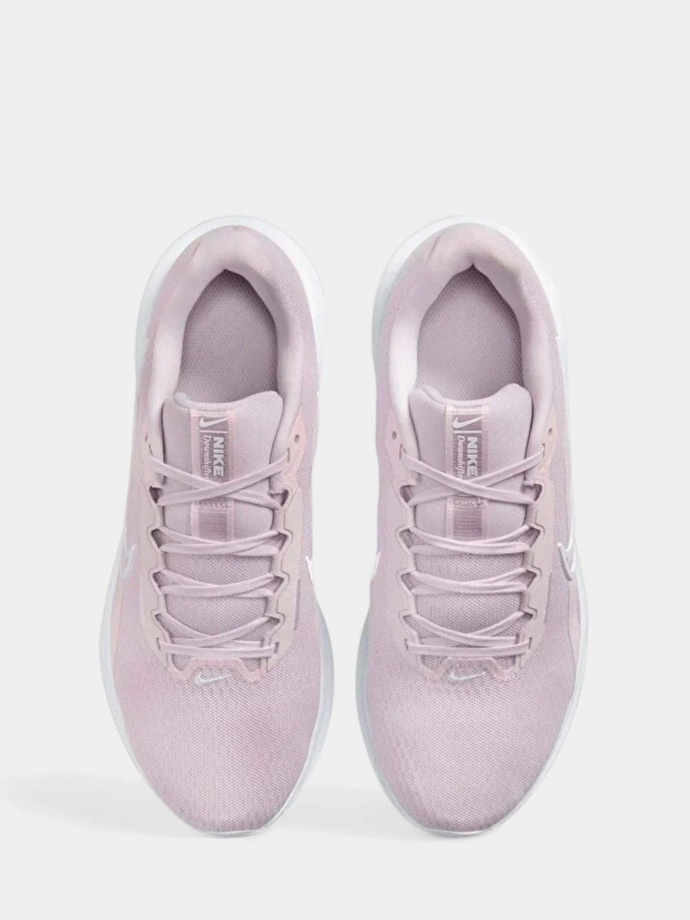 Кроссовки NIKE W NIKE DOWNSHIFTER 13 модель FD6476-007 Фото