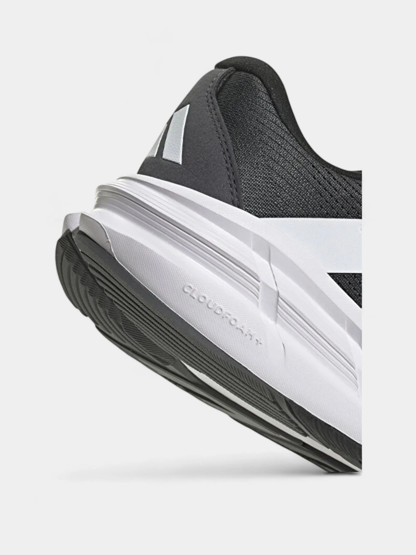 Кроссовки Adidas QUESTAR 3 M модель ID6320 Кроссовки Adidas QUESTAR 3 M модель ID6320 Фото