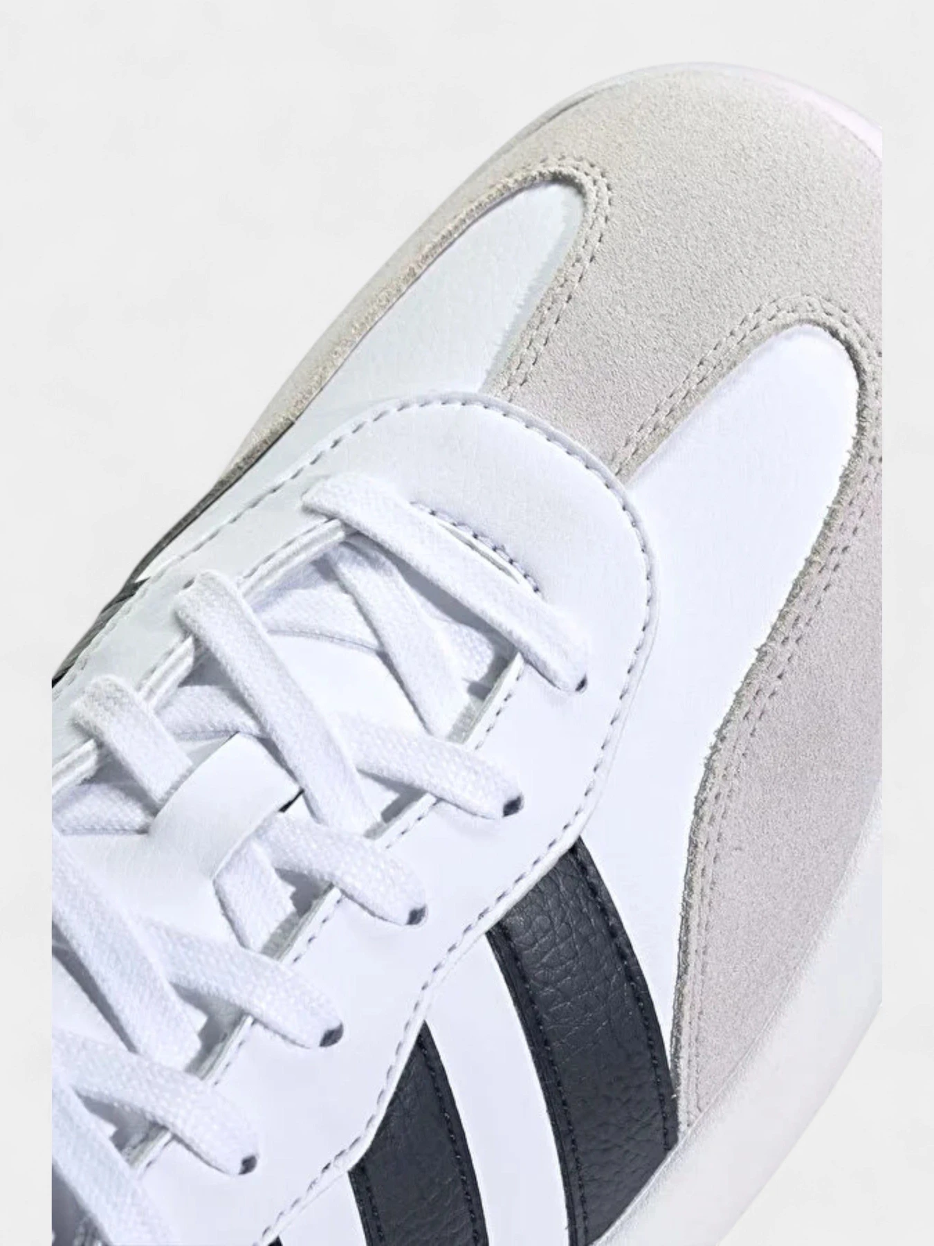 Кроссовки Adidas BARREDA модель JI2306 Кроссовки Adidas BARREDA модель JI2306 Фото