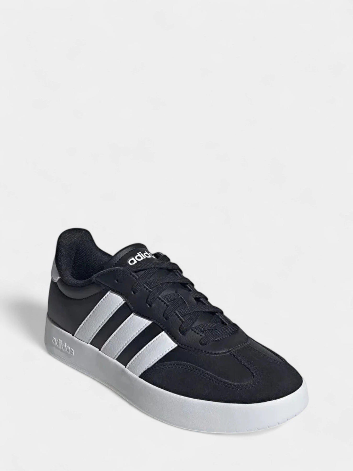 Кроссовки Adidas BARREDA модель JI2307 Кроссовки Adidas BARREDA модель JI2307 Фото