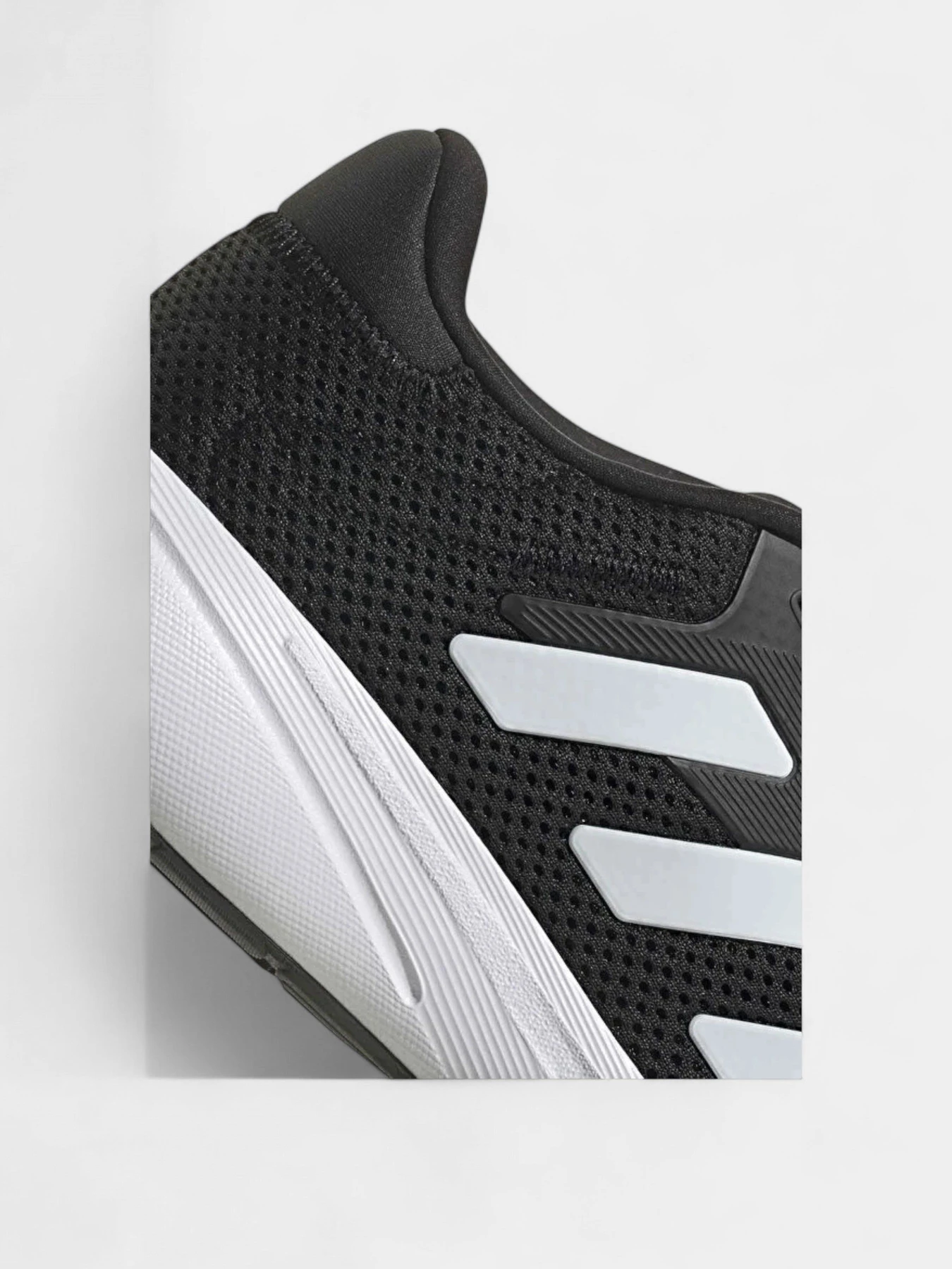 Кроссовки Adidas RESPONSE RUNNER U модель IH6100 Кроссовки Adidas RESPONSE RUNNER U модель IH6100 Фото