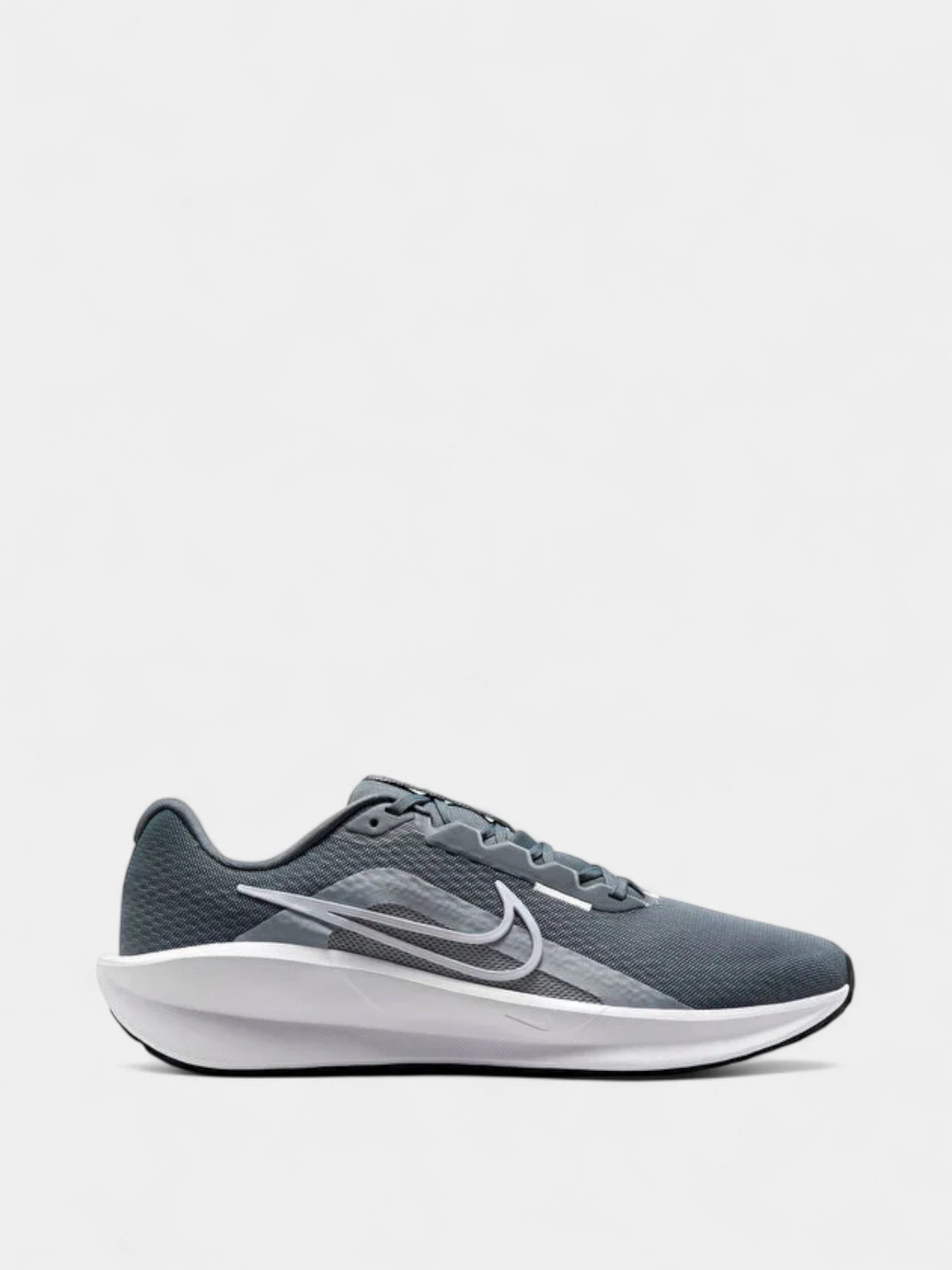 Кроссовки NIKE Nike Downshifter 13 модель FD6454-010 Кроссовки NIKE Nike Downshifter 13 модель FD6454-010 Фото