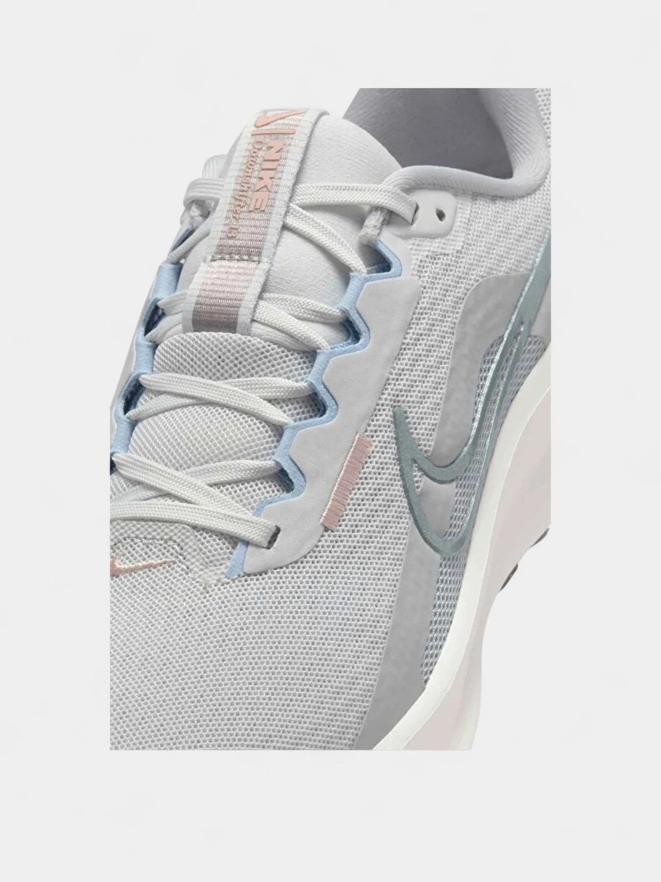 Кроссовки NIKE Nike Downshifter 13 модель FD6476-006 Кроссовки NIKE Nike Downshifter 13 модель FD6476-006 Фото