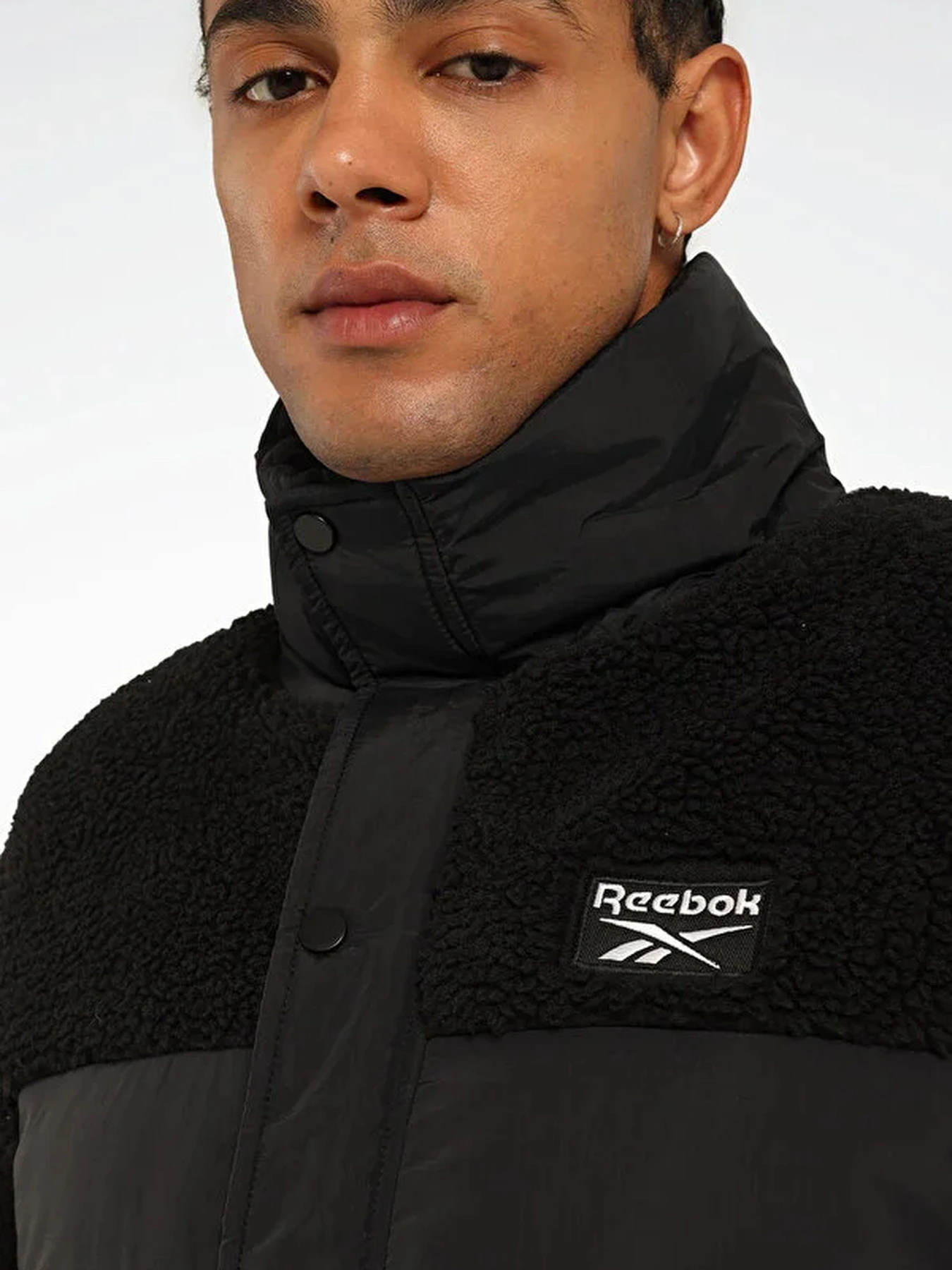 Куртки и дубленки Reebok SELMINA JACKET модель 101972119 Куртки и дубленки Reebok SELMINA JACKET модель 101972119 Фото