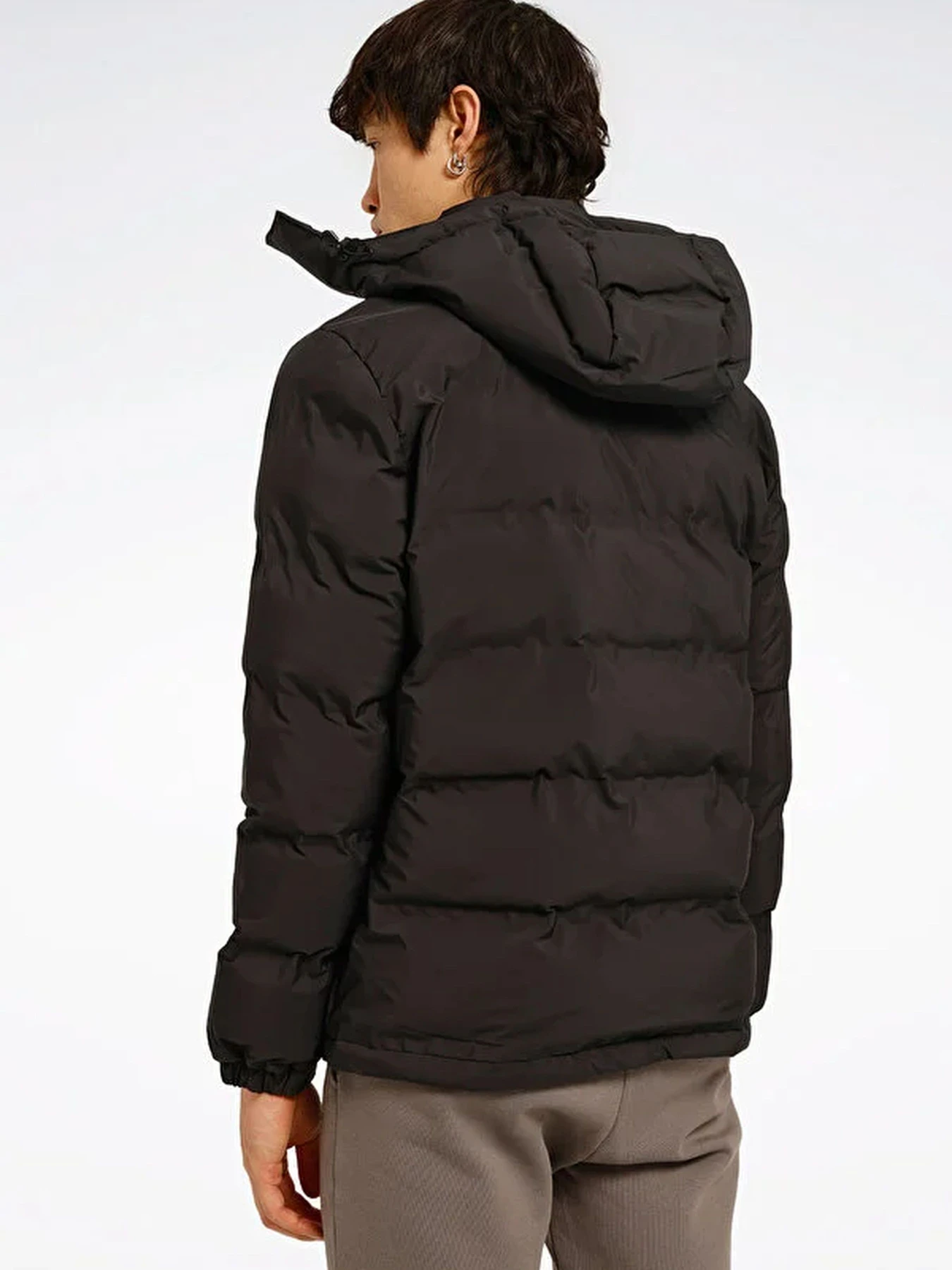 Куртки и дубленки Reebok PENA JACKET модель 101972129 Куртки и дубленки Reebok PENA JACKET модель 101972129 Фото