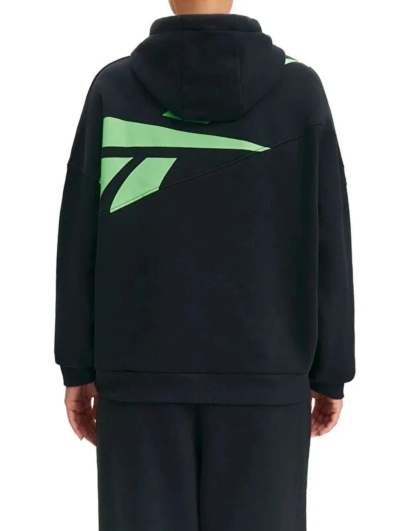 Худи и свитшоты Reebok GRAPHIC HOODY модель 102255530 Худи и свитшоты Reebok GRAPHIC HOODY модель 102255530 Фото