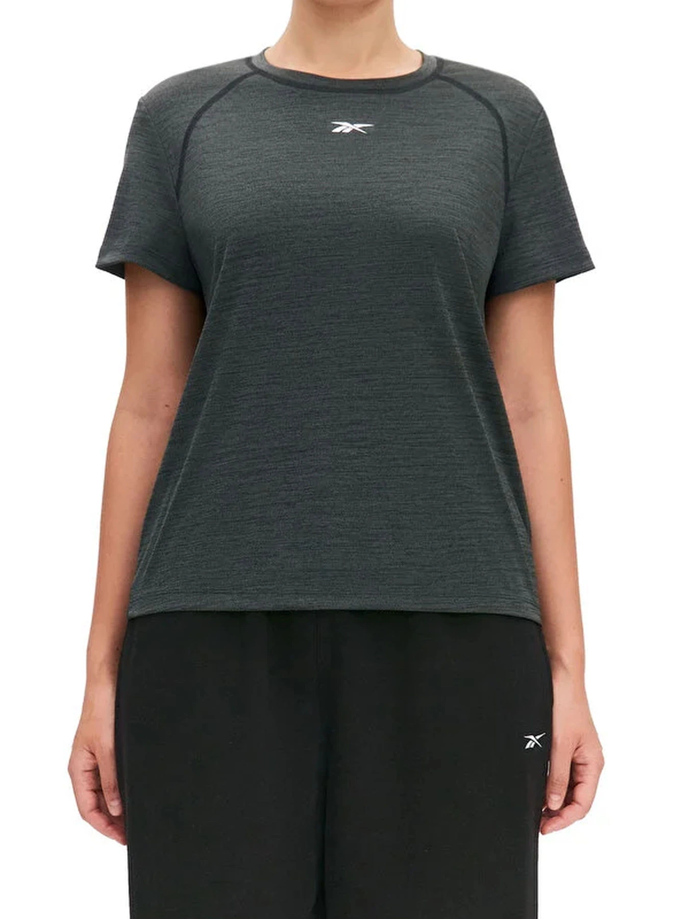 Футболки и поло Reebok ID TRAIN TEE модель 102255677 Футболки и поло Reebok ID TRAIN TEE модель 102255677 Фото