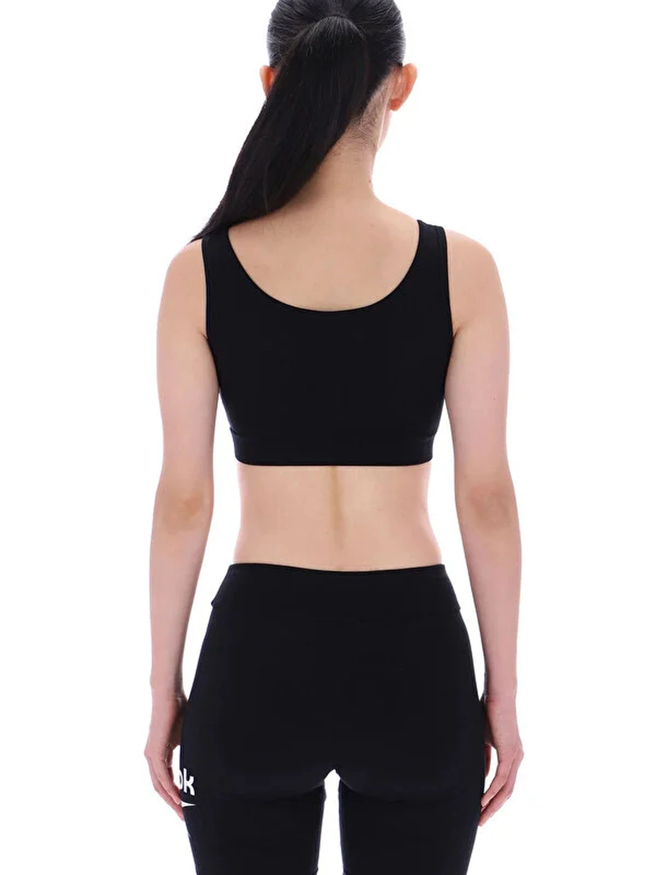 Футболки и поло Reebok LUNA SCOOP NECK SMALL LOG модель 102255721 Футболки и поло Reebok LUNA SCOOP NECK SMALL LOG модель 102255721 Фото
