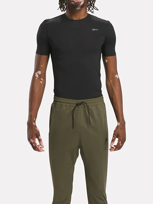 Футболки и поло Reebok COMPRESSION T-SHIRT модель 101552328 Фото