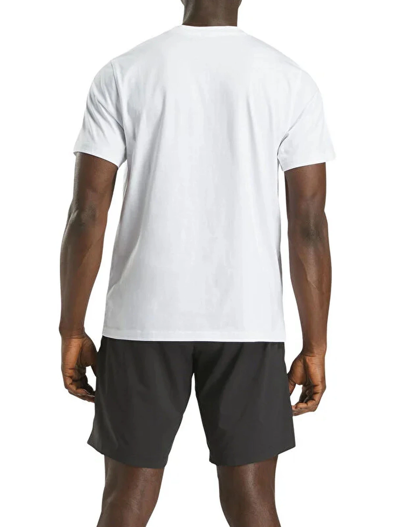 Футболки и поло Reebok CHAD BIG LOGO CREW NECK S модель 102247803 Футболки и поло Reebok CHAD BIG LOGO CREW NECK S модель 102247803 Фото