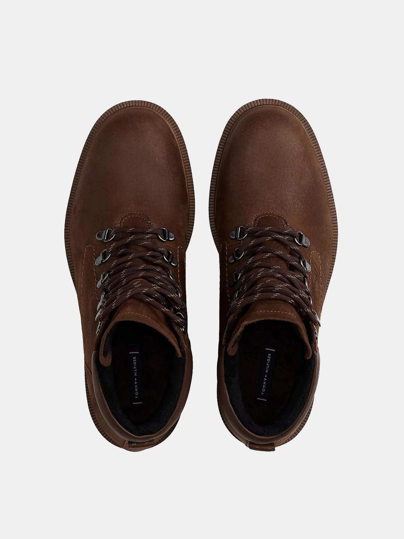 Ботинки и сапоги Tommy Hilfiger модель FM0FM05699-GV0 Ботинки и сапоги Tommy Hilfiger модель FM0FM05699-GV0 Фото