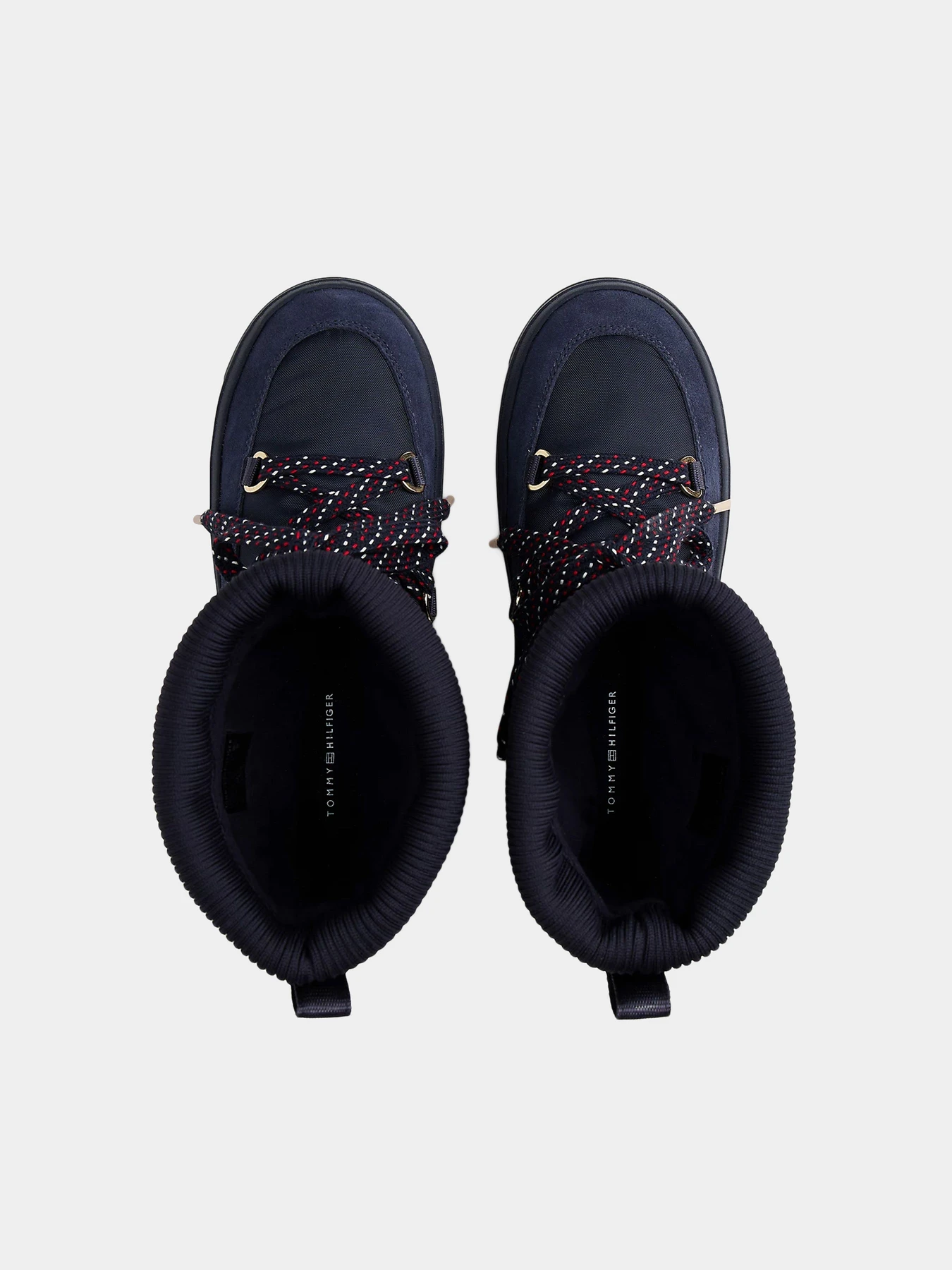 Ботинки и сапоги Tommy Hilfiger модель FW0FW09163-DW6 Ботинки и сапоги Tommy Hilfiger модель FW0FW09163-DW6 Фото