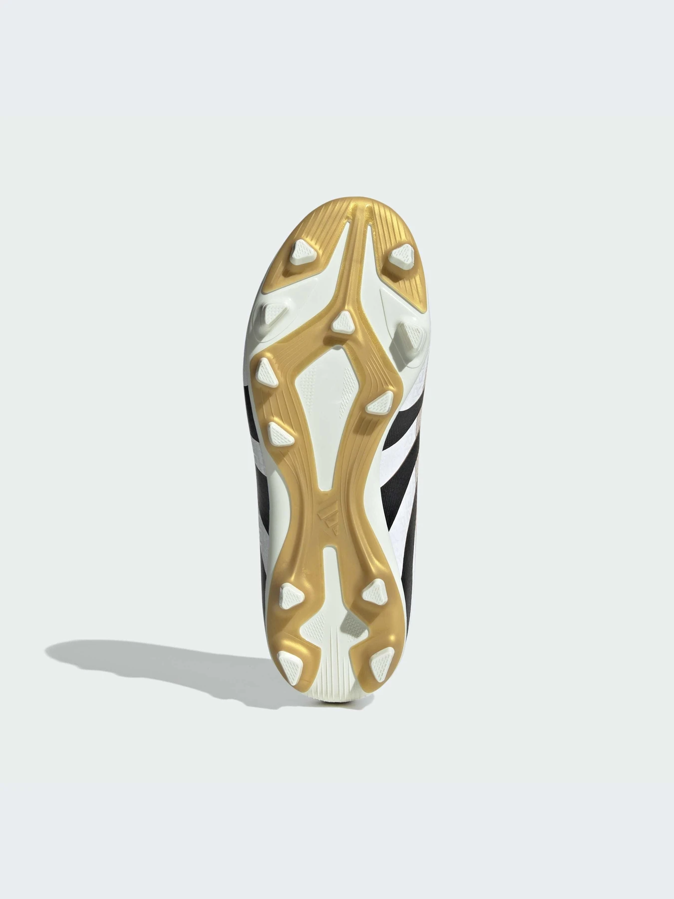 Кроссовки Adidas Predator модель JH8870-KZ Кроссовки Adidas Predator модель JH8870-KZ Фото