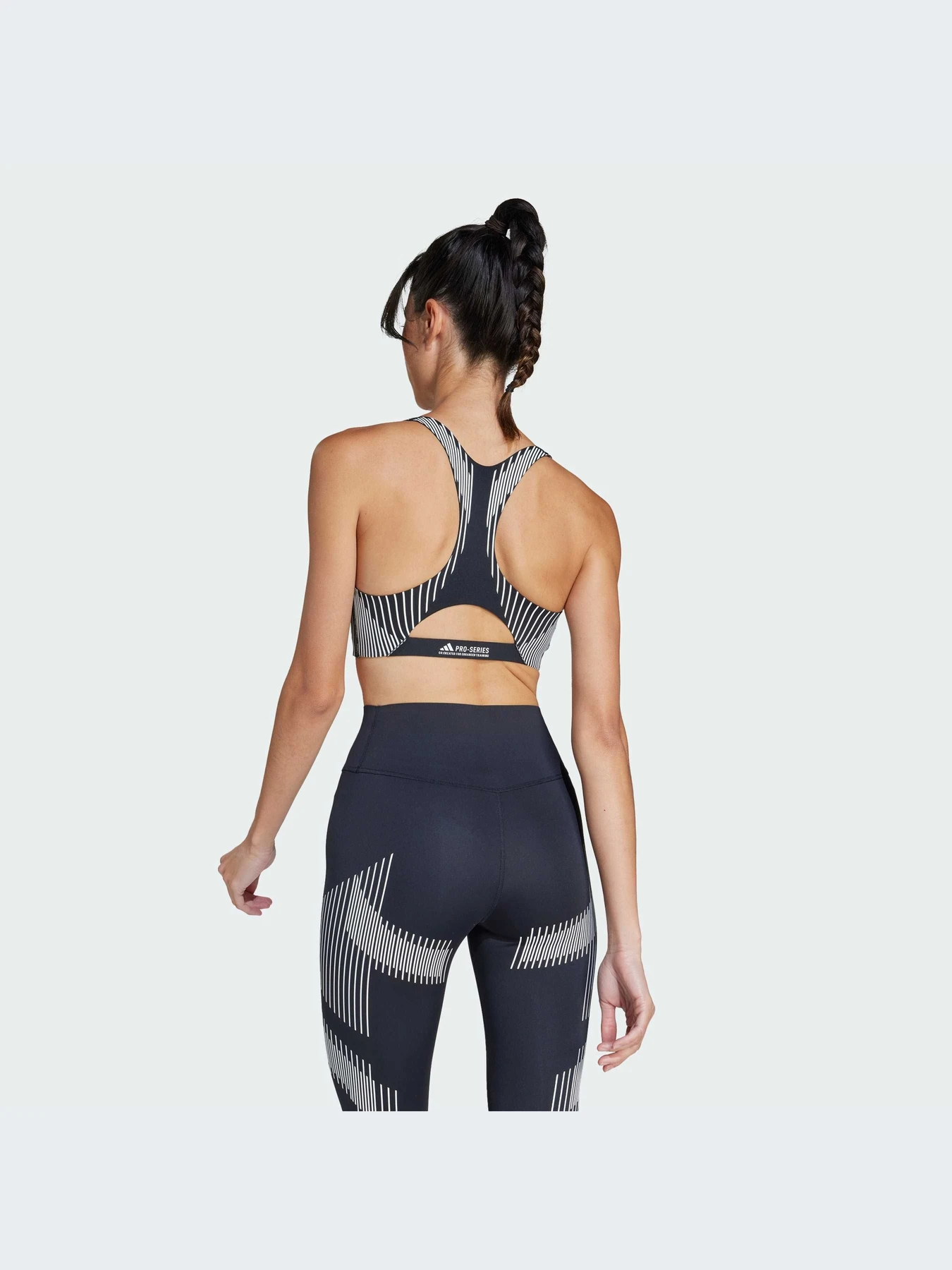 Футболки и поло Adidas модель JI8011-KZ Футболки и поло Adidas модель JI8011-KZ Фото