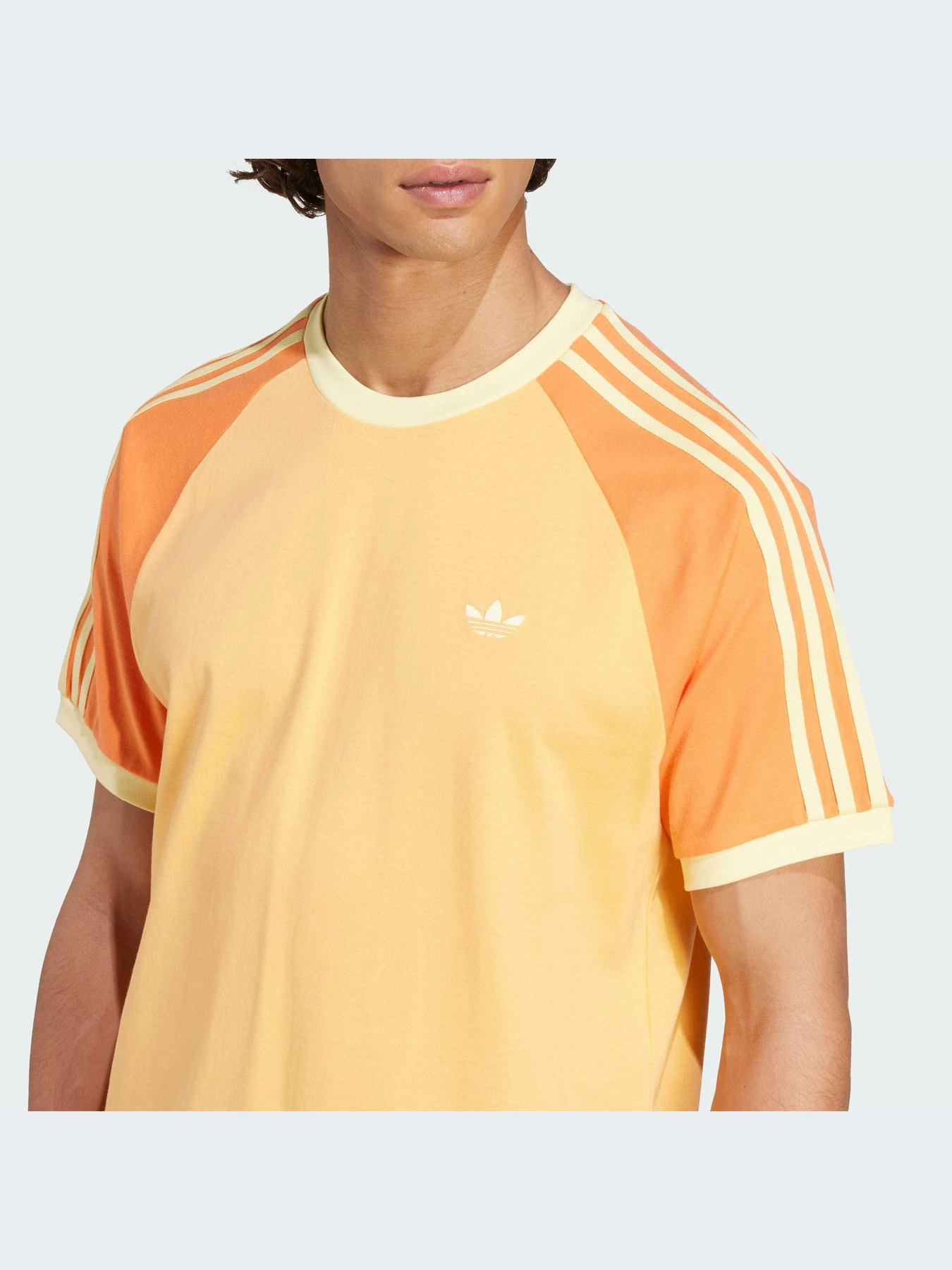 Футболки и поло Adidas модель KC4959-KZ Футболки и поло Adidas модель KC4959-KZ Фото