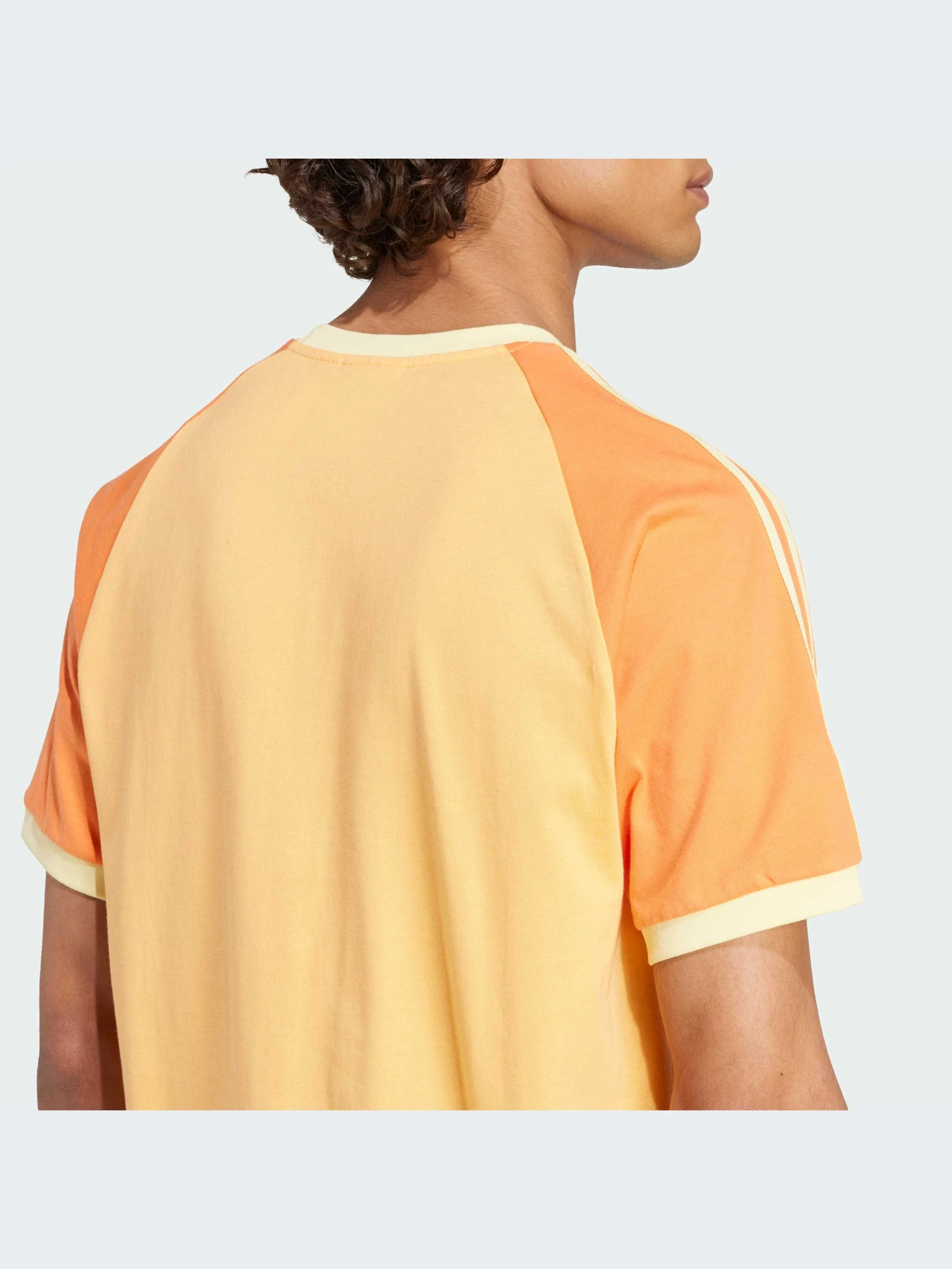 Футболки и поло Adidas модель KC4959-KZ Футболки и поло Adidas модель KC4959-KZ Фото