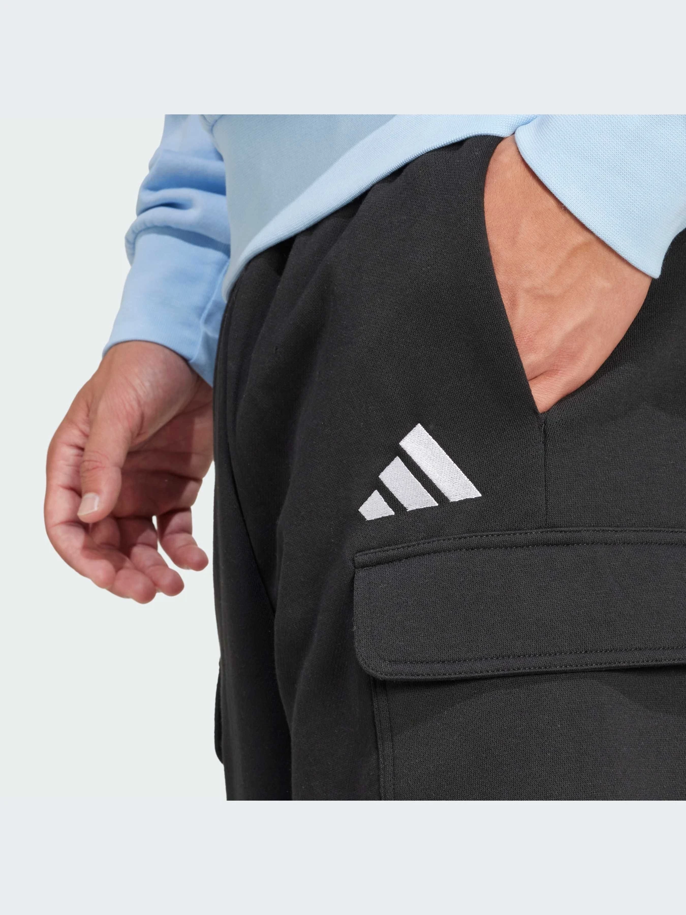 Шорты Adidas модель JE3869-KZ Шорты Adidas модель JE3869-KZ Фото
