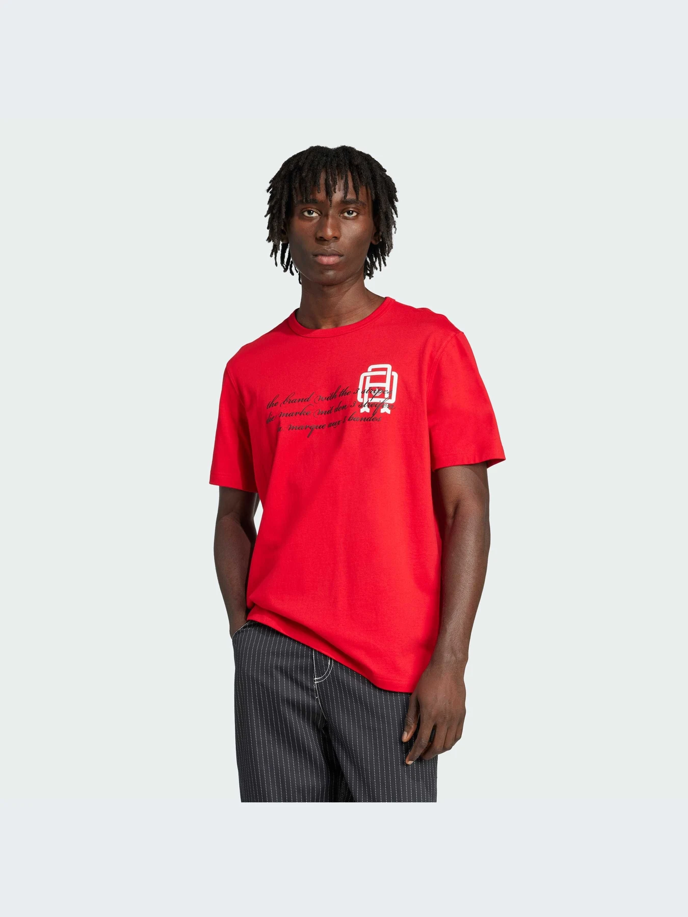 Футболки и поло Adidas Graphics модель JD5781-KZ Футболки и поло Adidas Graphics модель JD5781-KZ Фото