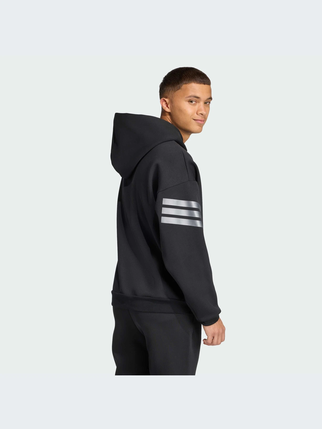 Худи и свитшоты Adidas модель JX1956-KZ Худи и свитшоты Adidas модель JX1956-KZ Фото