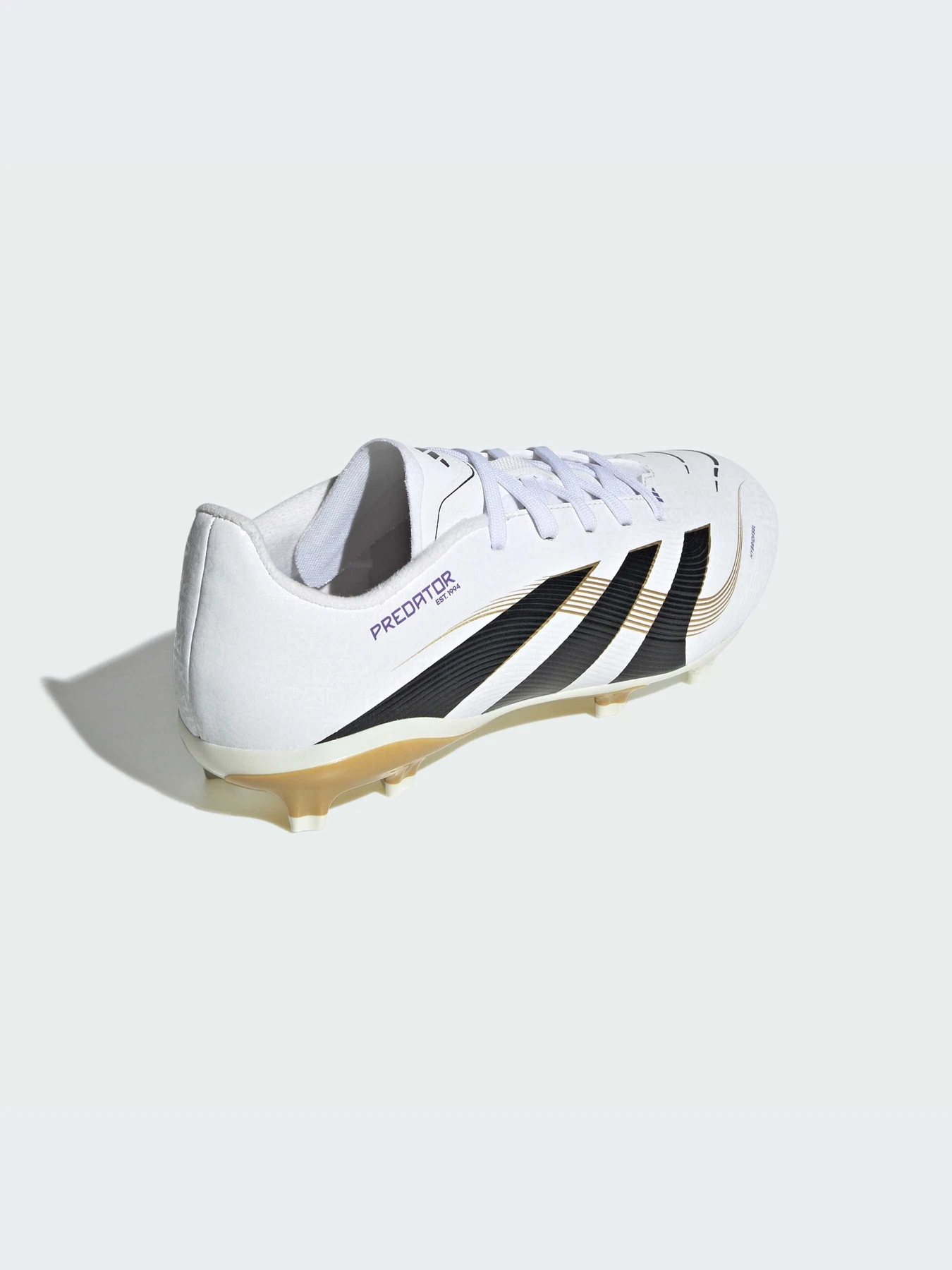 Кроссовки Adidas Predator модель JI1124-KZ Кроссовки Adidas Predator модель JI1124-KZ Фото