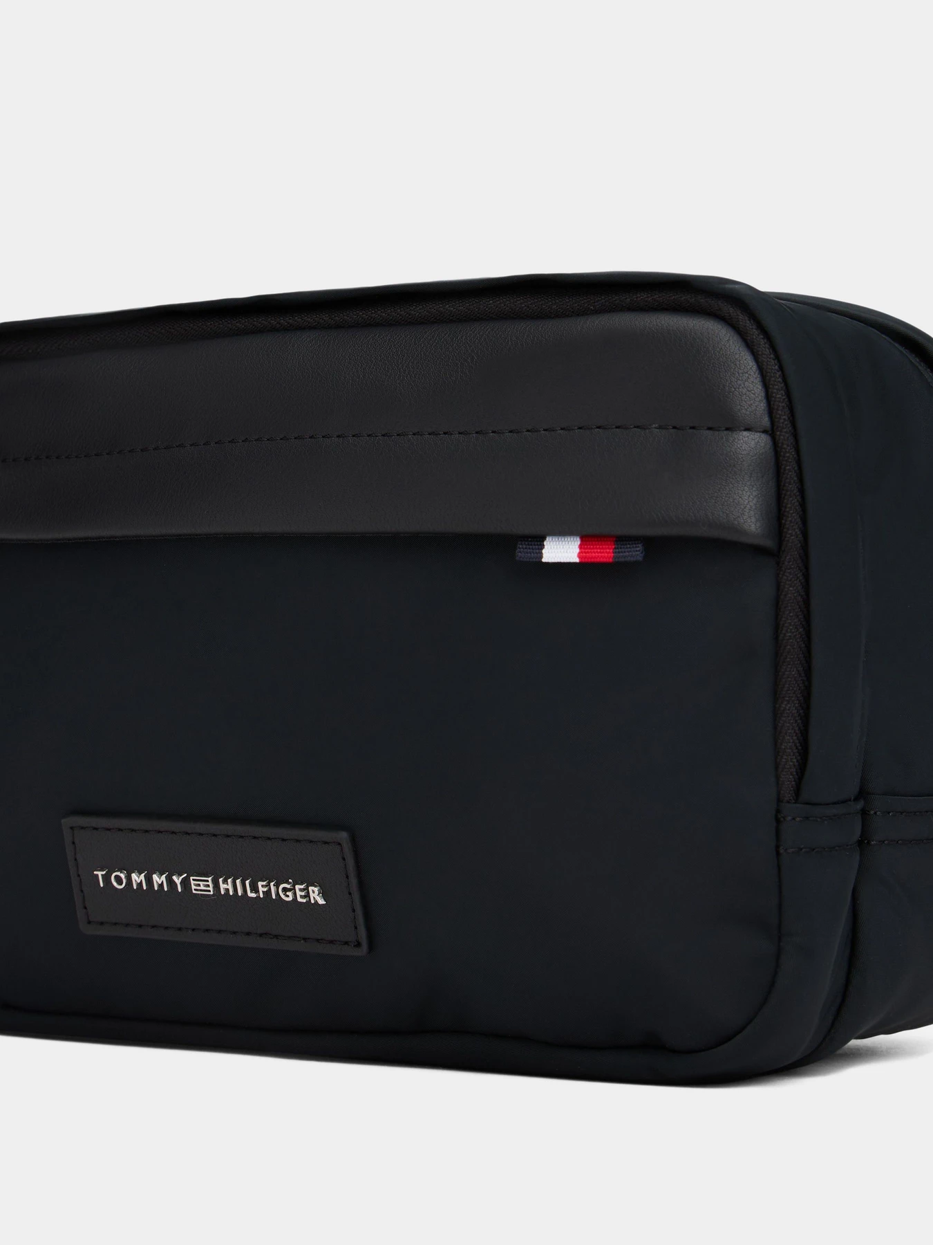 Сумки Tommy Hilfiger модель AM0AM13746-BDS Фото