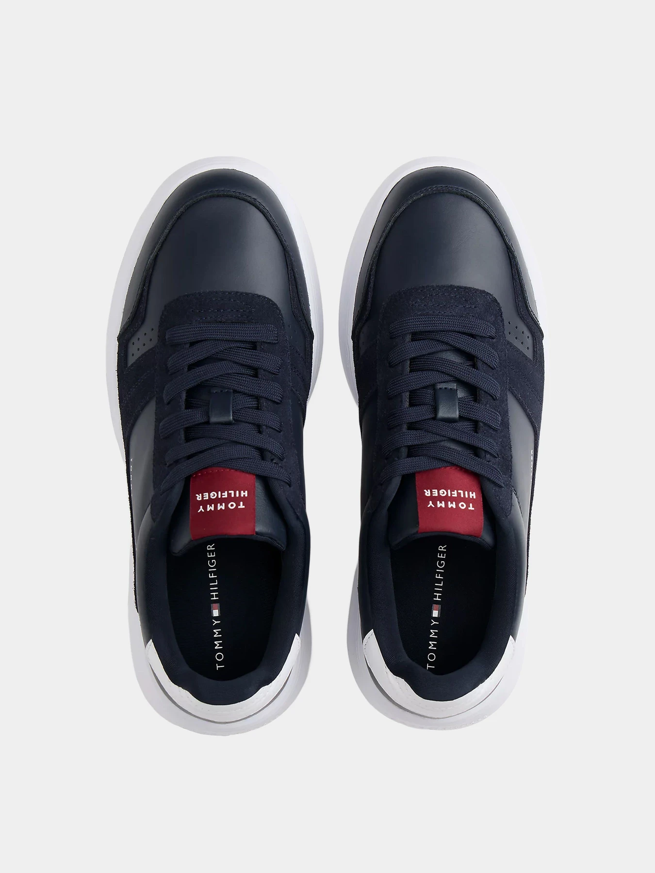 Кроссовки Tommy Hilfiger модель FM0FM05636-DW5 Кроссовки Tommy Hilfiger модель FM0FM05636-DW5 Фото