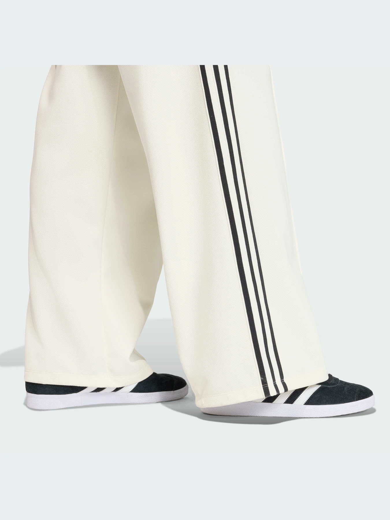 Брюки Adidas модель KC9089-KZ Брюки Adidas модель KC9089-KZ Фото