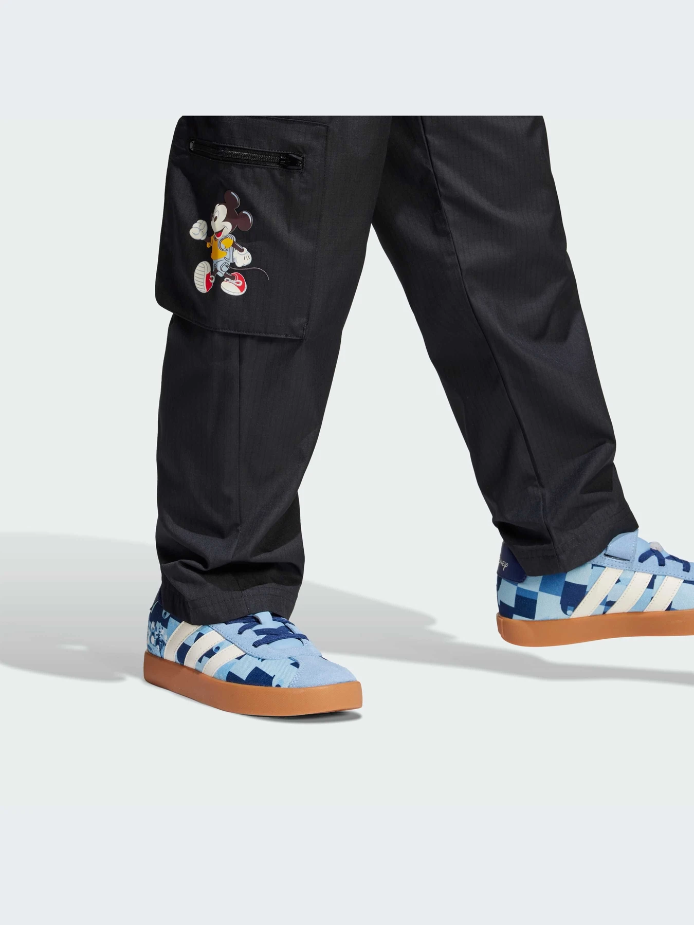 Брюки Adidas модель JF3643-KZ Брюки Adidas модель JF3643-KZ Фото
