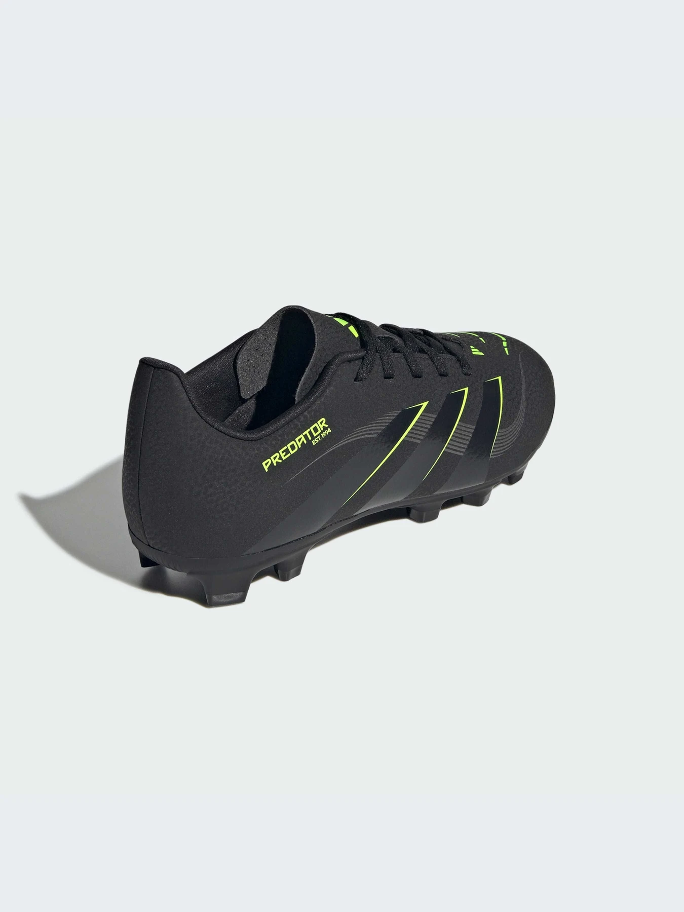 Кроссовки Adidas Predator модель JH8869-KZ Кроссовки Adidas Predator модель JH8869-KZ Фото