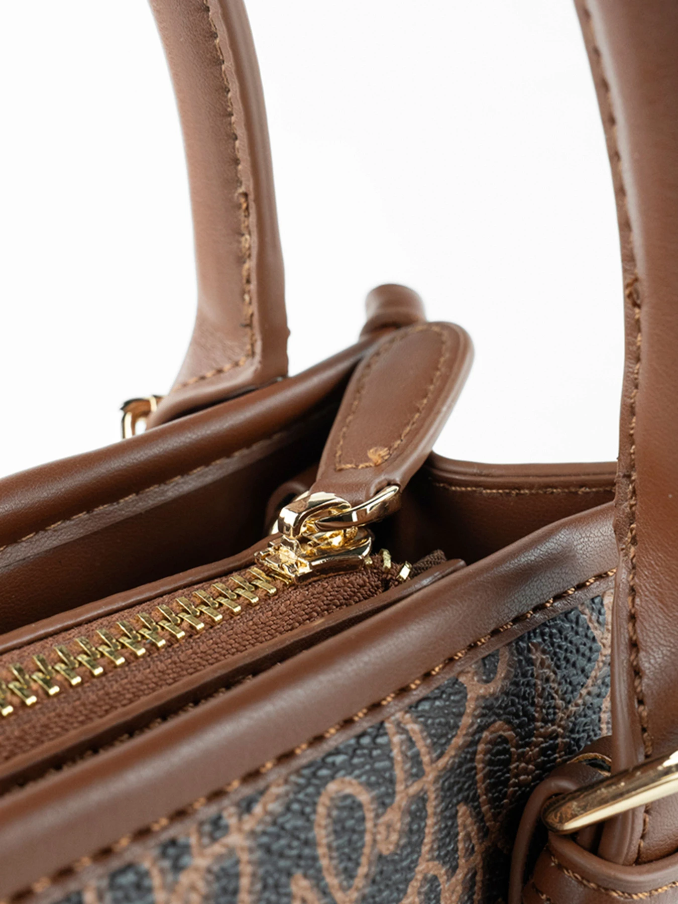 Сумки Christian Lacroix модель LPBA00057P Фото