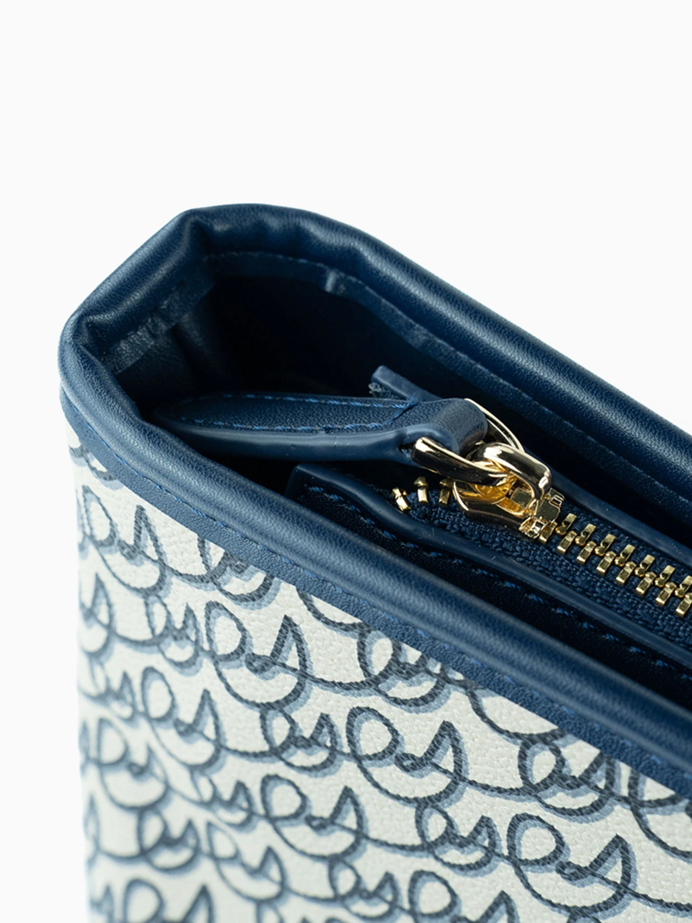 Сумки Christian Lacroix модель LPBA00050P Фото