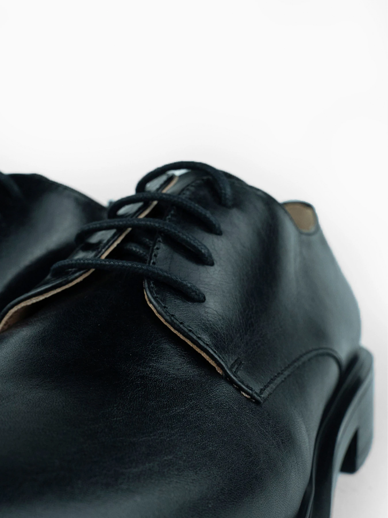 Туфли и лоферы Pollini модель SA10283G1NTK0000 Туфли и лоферы Pollini модель SA10283G1NTK0000 Фото