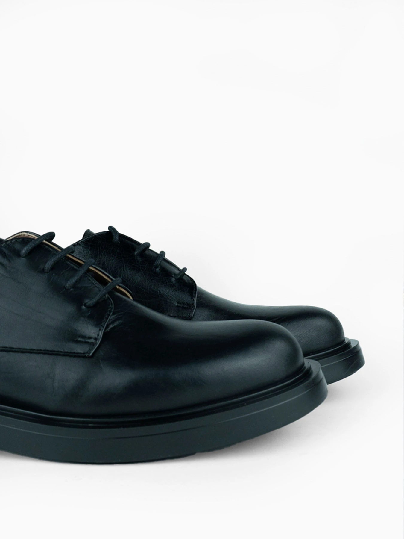 Туфли и лоферы Pollini модель SA10283G1NTK0000 Туфли и лоферы Pollini модель SA10283G1NTK0000 Фото