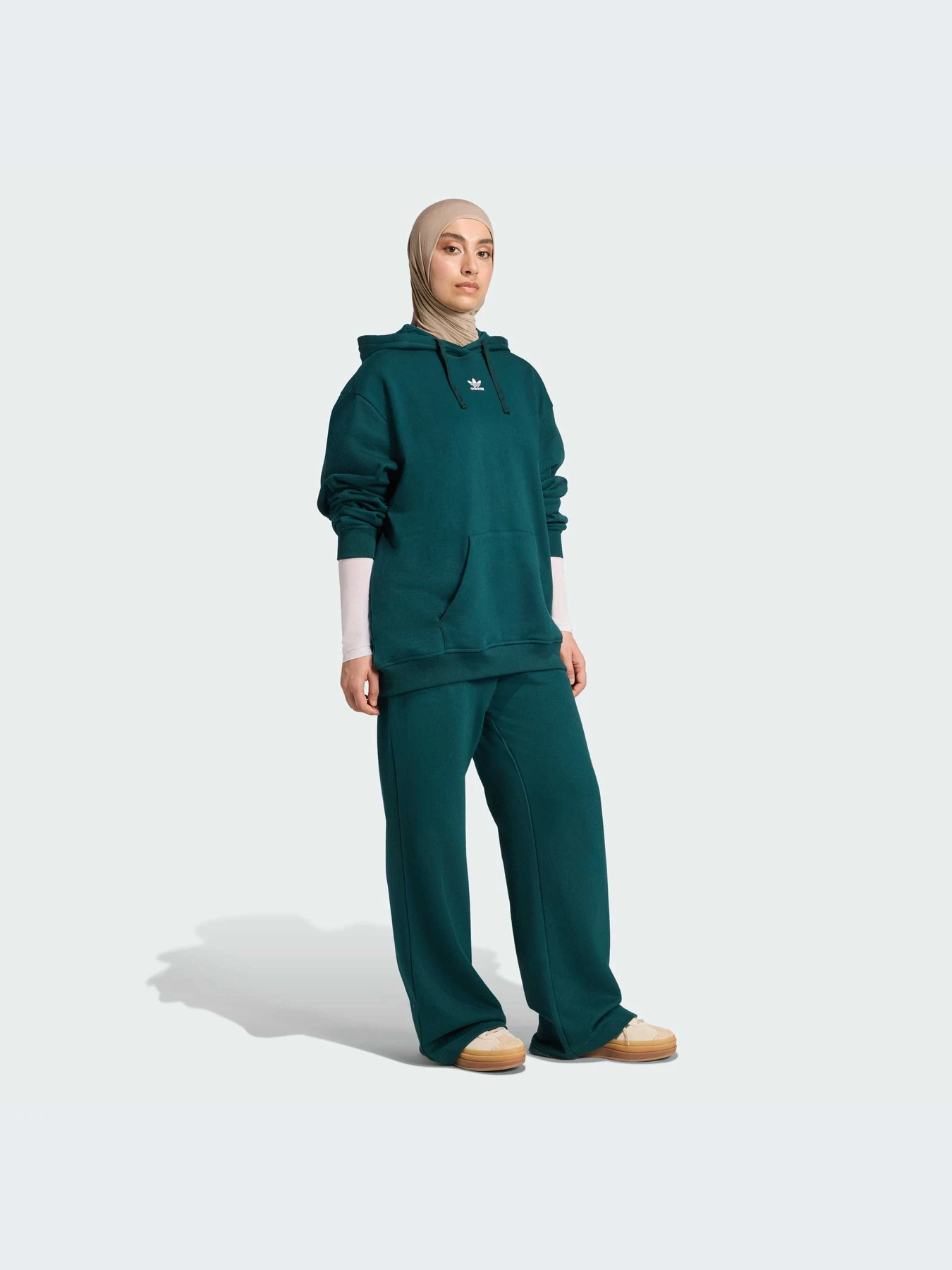 Худи и свитшоты Adidas модель JX7757-KZ Худи и свитшоты Adidas модель JX7757-KZ Фото