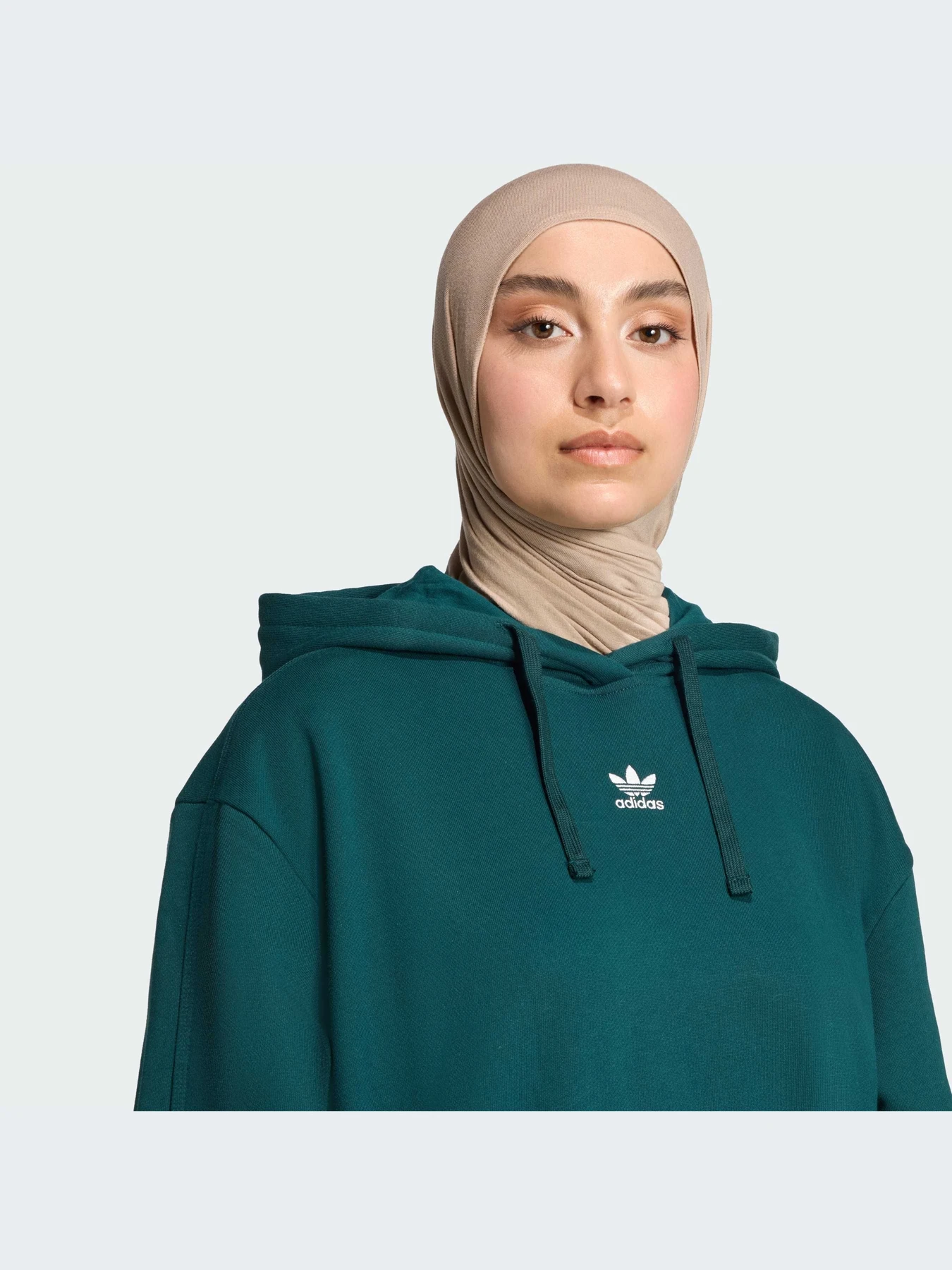 Худи и свитшоты Adidas модель JX7757-KZ Худи и свитшоты Adidas модель JX7757-KZ Фото