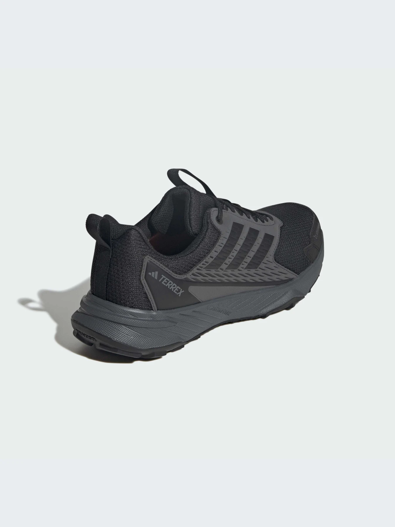 Кроссовки Adidas модель JI0274-KZ Кроссовки Adidas модель JI0274-KZ Фото