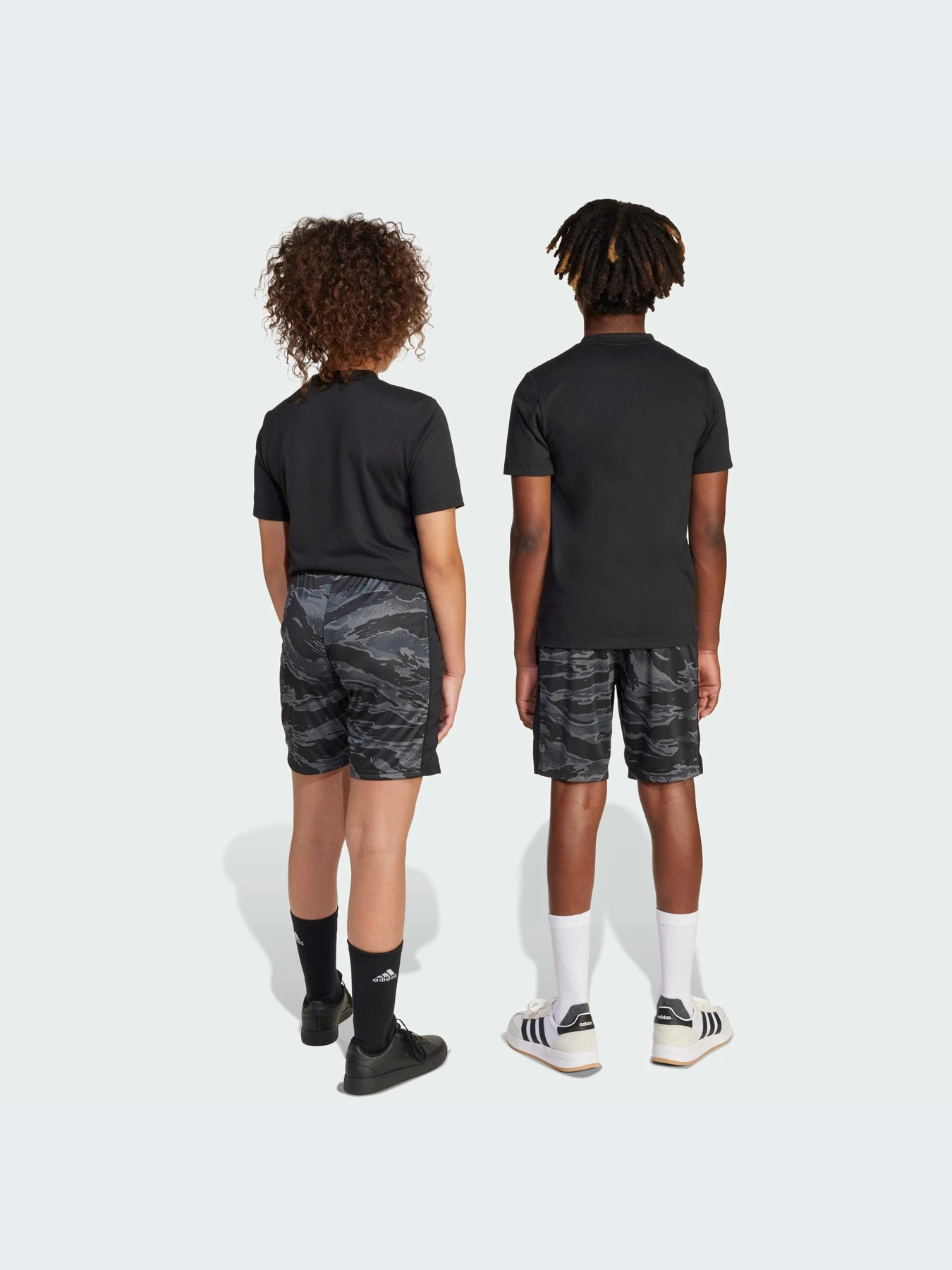 Шорты Adidas модель JI6103-KZ Шорты Adidas модель JI6103-KZ Фото