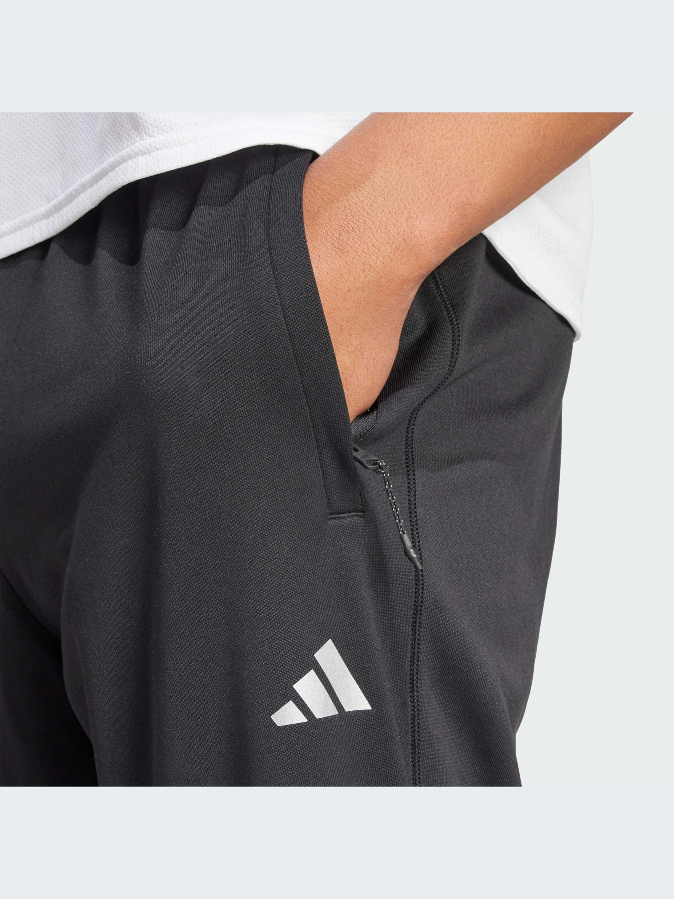 Брюки Adidas модель IN5561-KZ Брюки Adidas модель IN5561-KZ Фото