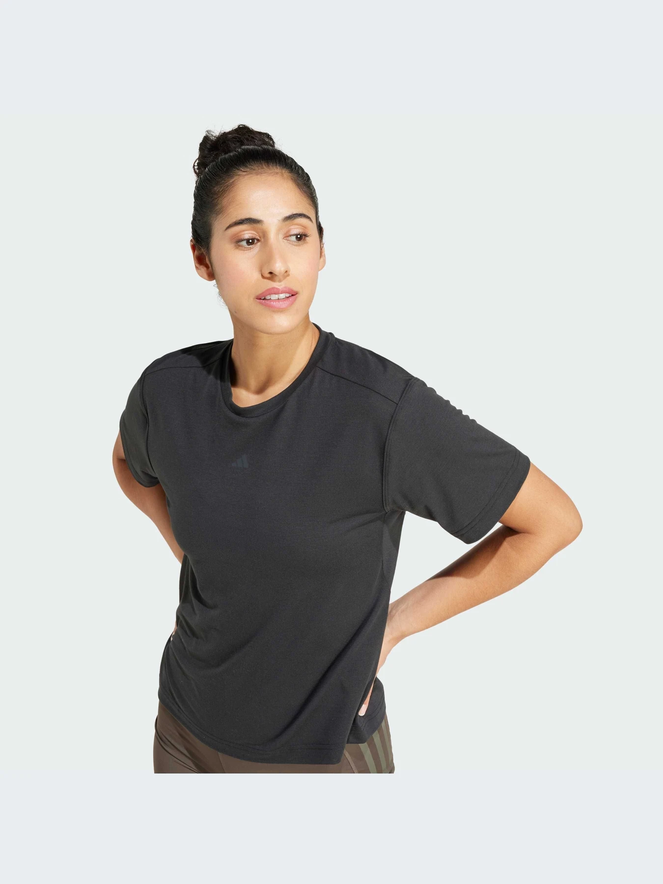 Футболки и поло Adidas модель IW1497-KZ Футболки и поло Adidas модель IW1497-KZ Фото
