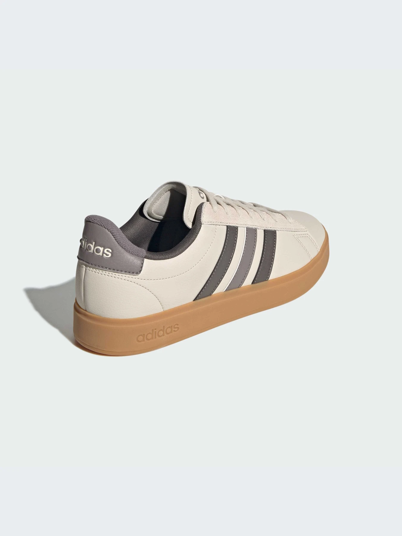 Кеды Adidas модель JH8688-KZ Кеды Adidas модель JH8688-KZ Фото