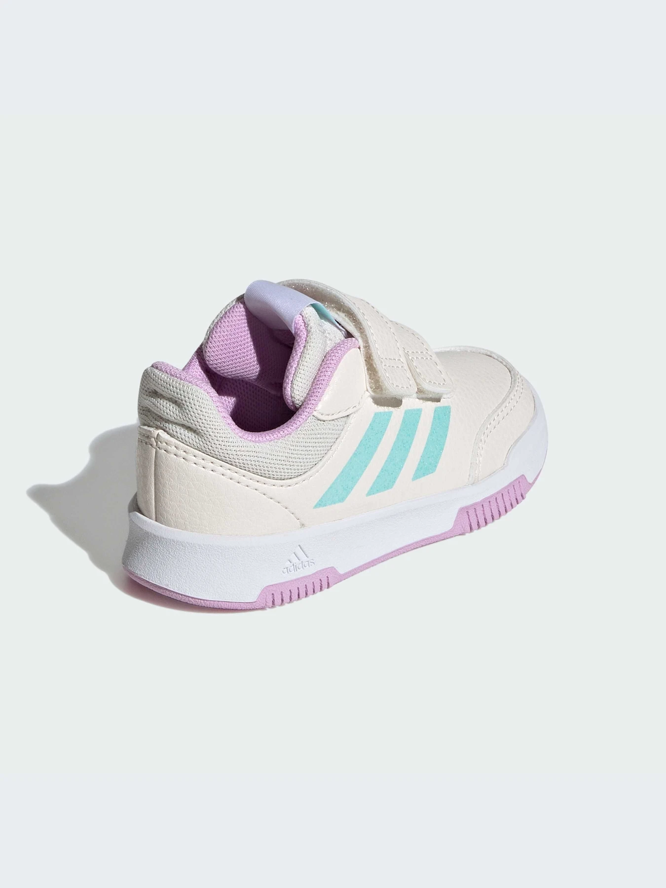 Кроссовки Adidas модель IG8803-KZ Кроссовки Adidas модель IG8803-KZ Фото