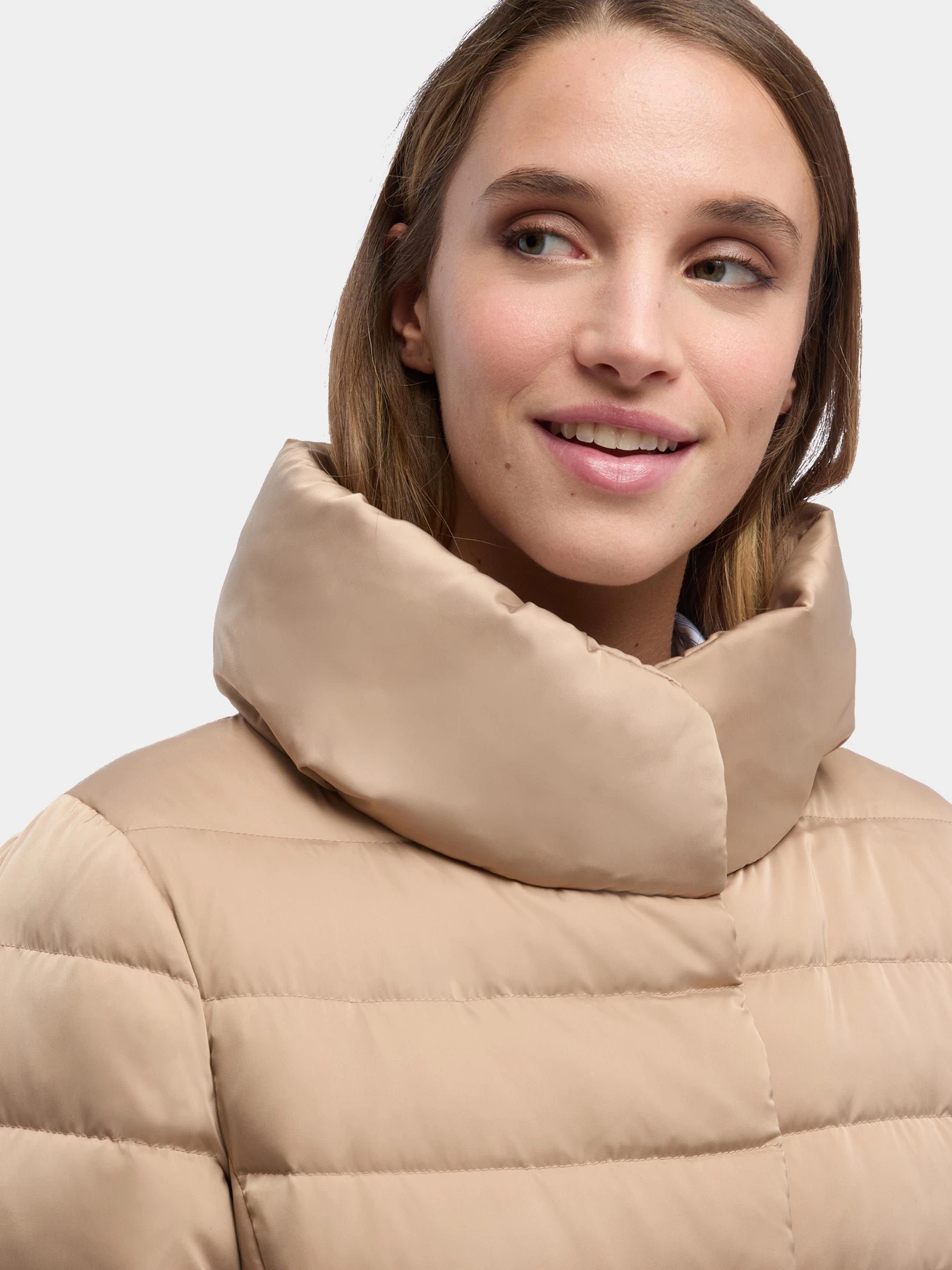 Куртки и дубленки Geox модель W5626N-T3122-F5228 Куртки и дубленки Geox модель W5626N-T3122-F5228 Фото