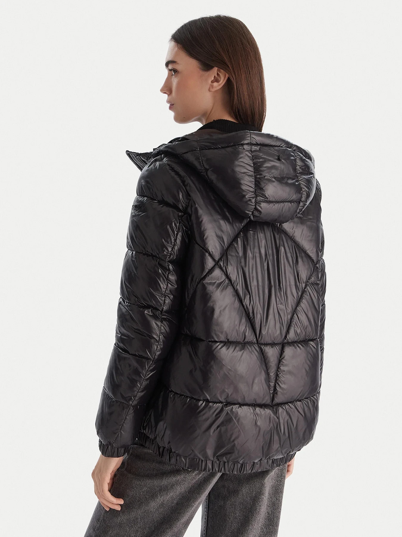 Куртки и дубленки Geox модель W5628S-T3121-F9000 Куртки и дубленки Geox модель W5628S-T3121-F9000 Фото
